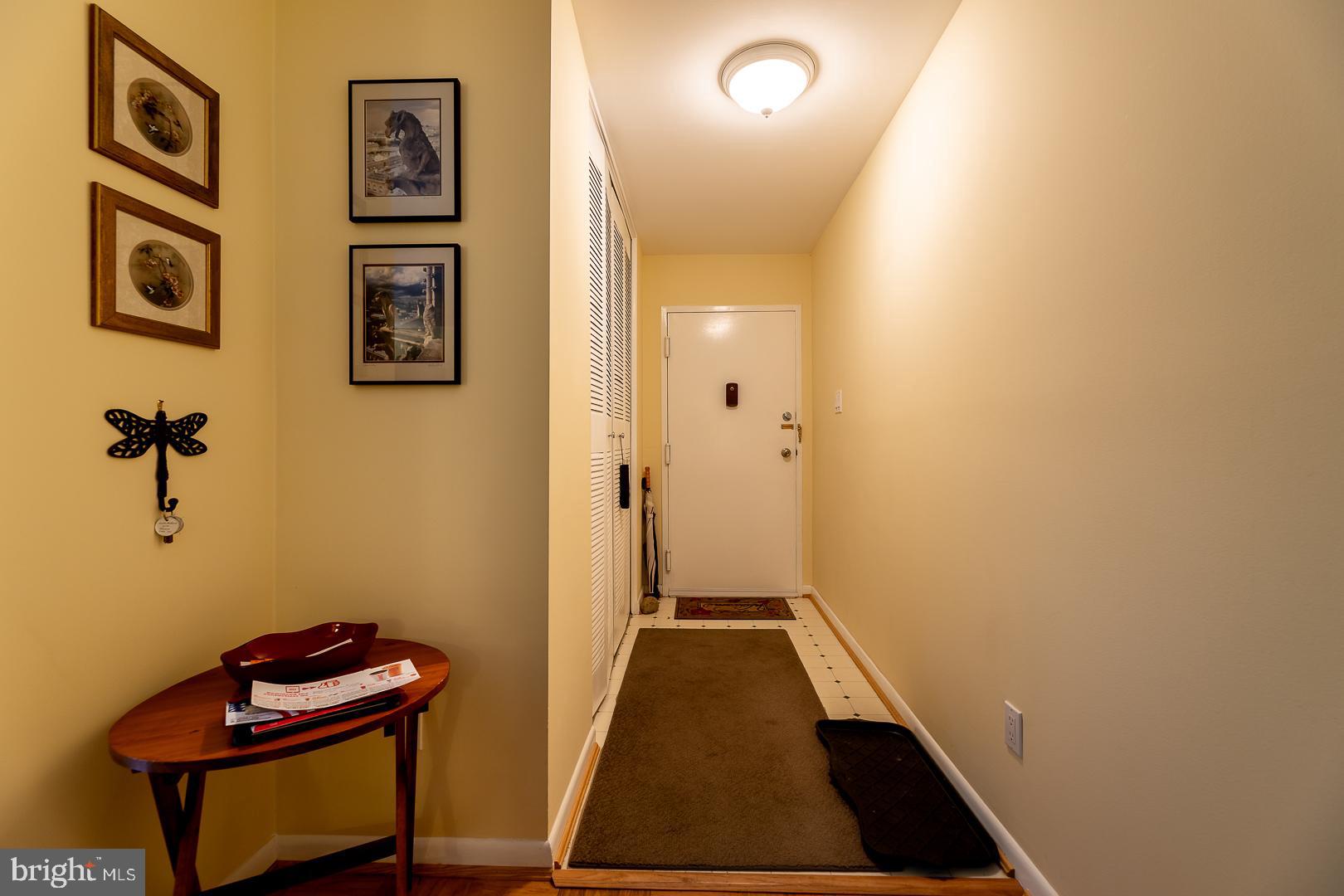 PARKSIDE CONDOMINIUMS - Residential Lease