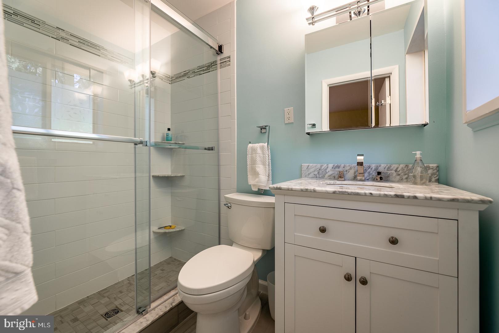 PARKSIDE CONDOMINIUMS - Residential Lease