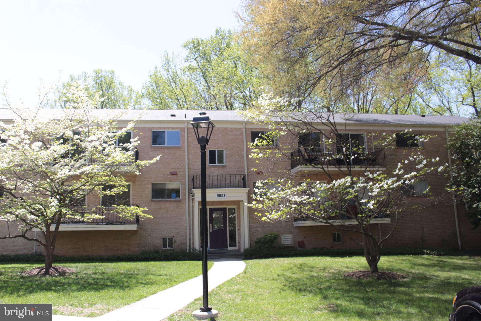 PARKSIDE CONDOMINIUMS - Residential Lease