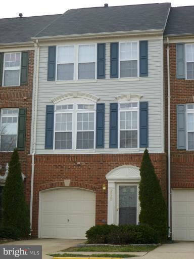 Remarkable four level TH with 4 bedrooms/2 full baths/one half bath. Two zone A/C. Large recreation/ family room.  Hardwood floors on main level.  Open floor plan and large deck/Patio with fenced yard in rear. One car garage with parking pad.  Close to Metro, shopping, and entertainment.  Minutes to Old Town Alexandria. Check out designer tile in master shower.  Must see. 10+