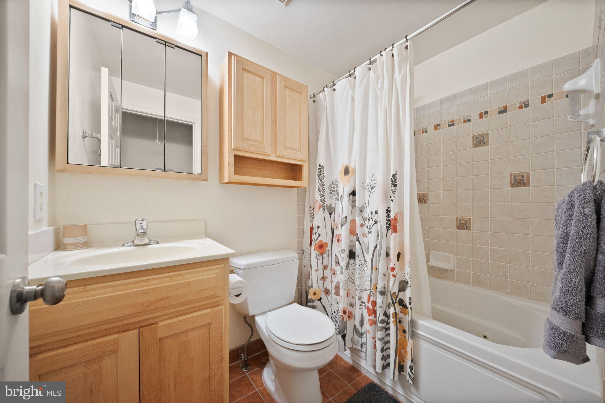 MONTCLAIR - Residential