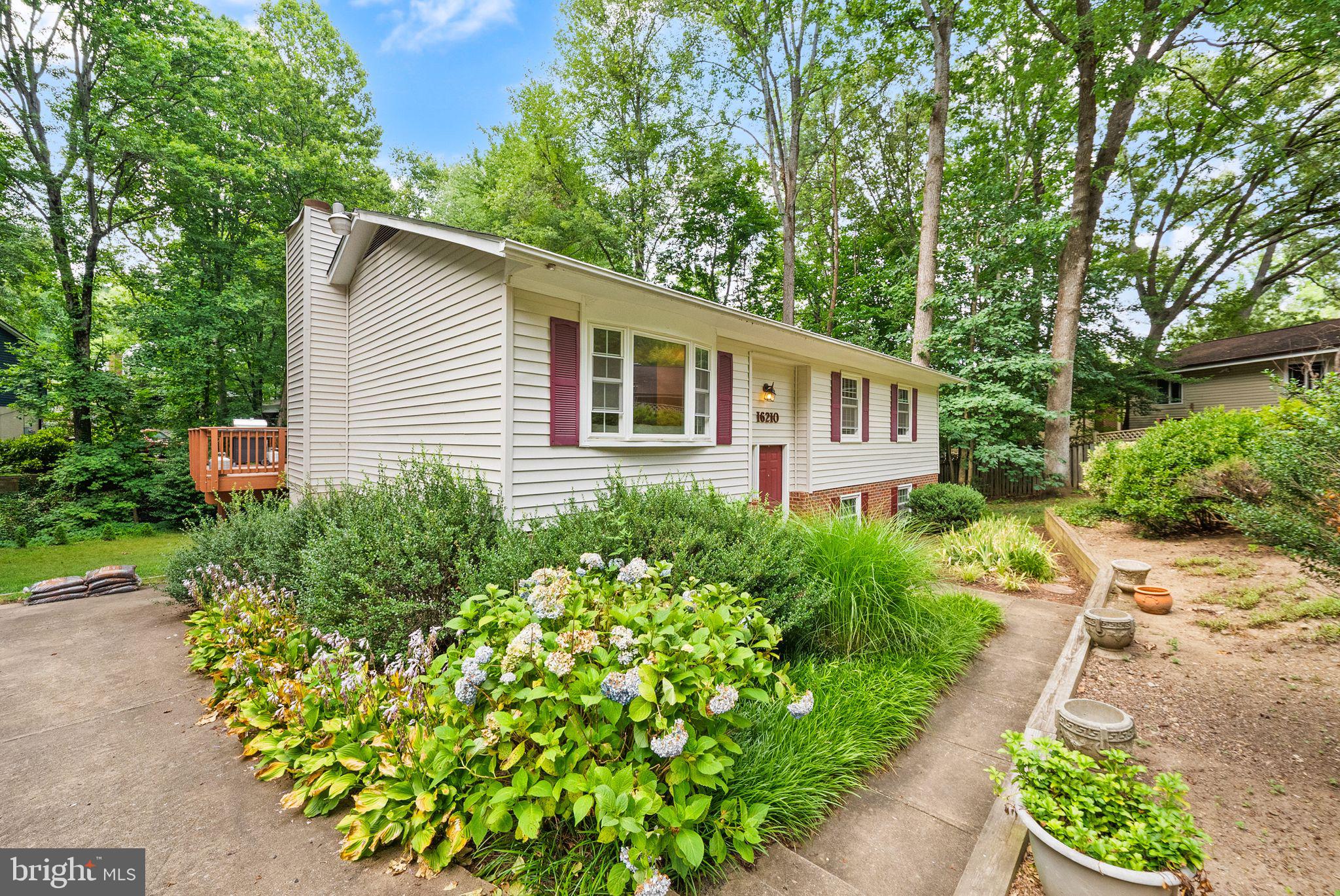 MONTCLAIR - Residential