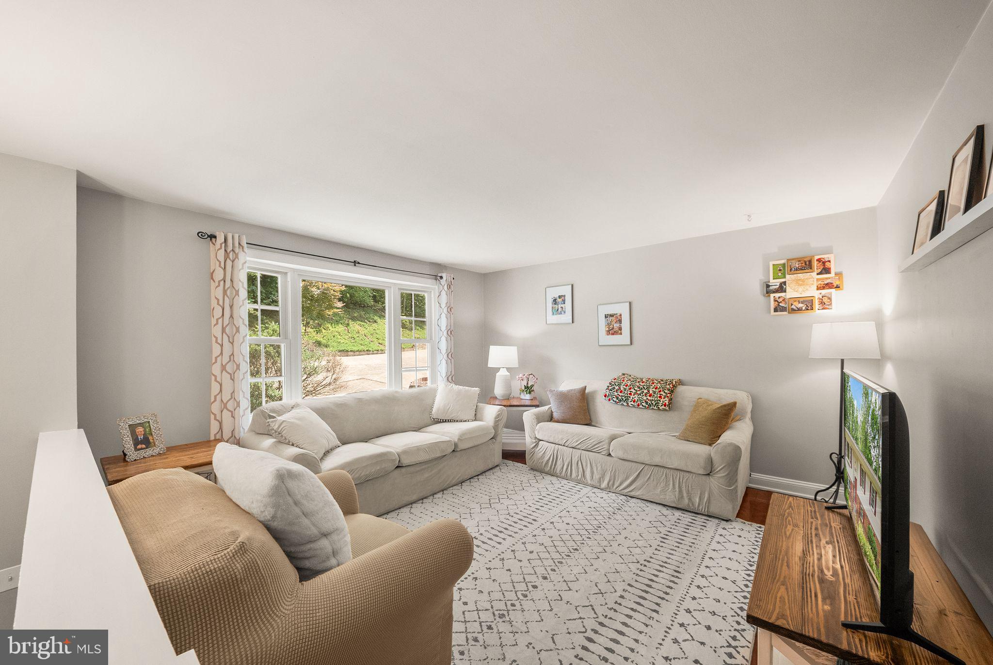MONTCLAIR - Residential
