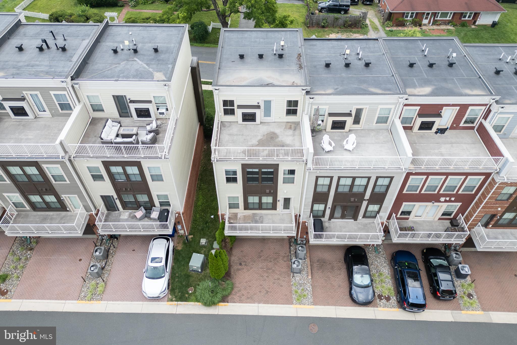 MOUNT VINEYARD - Residential