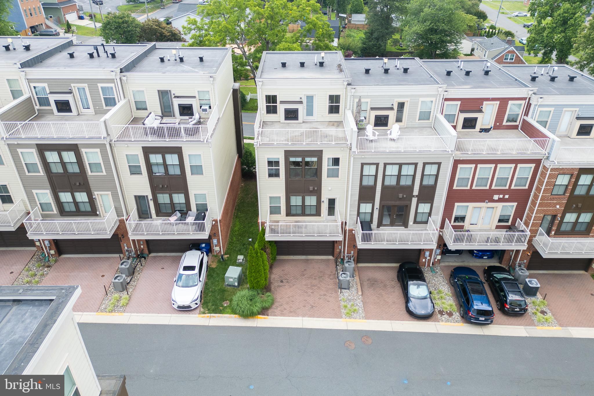 MOUNT VINEYARD - Residential