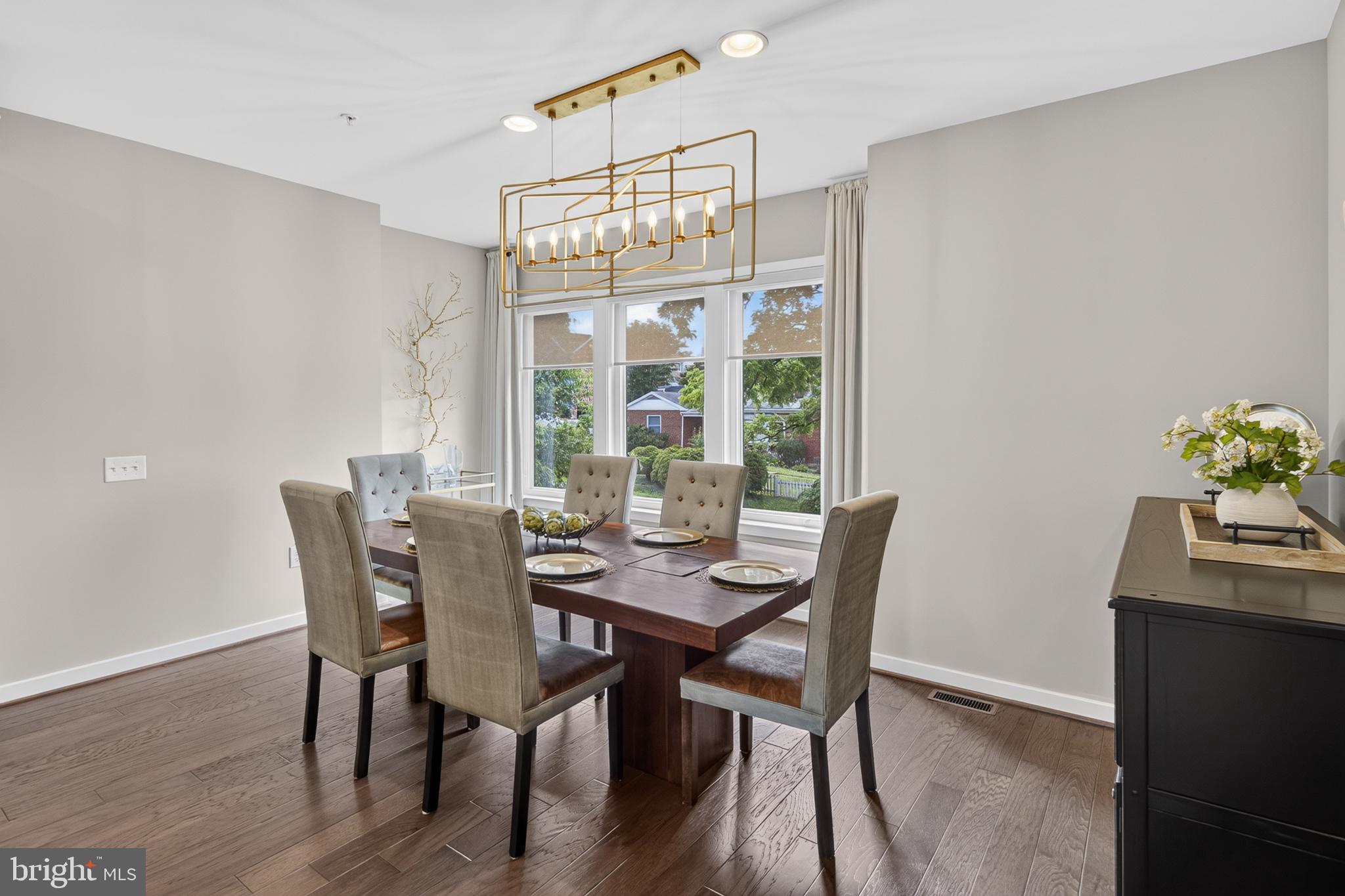 MOUNT VINEYARD - Residential
