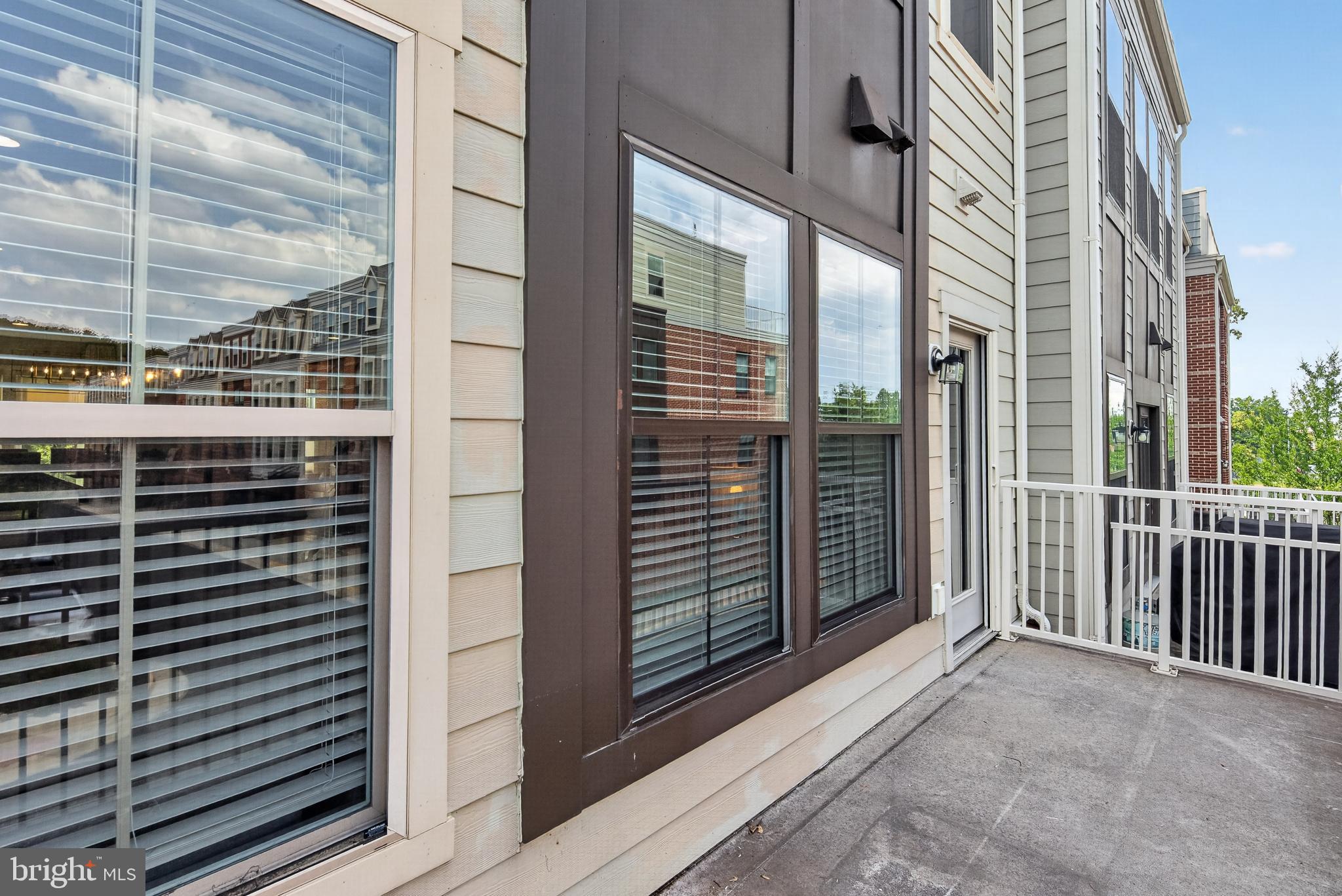 MOUNT VINEYARD - Residential