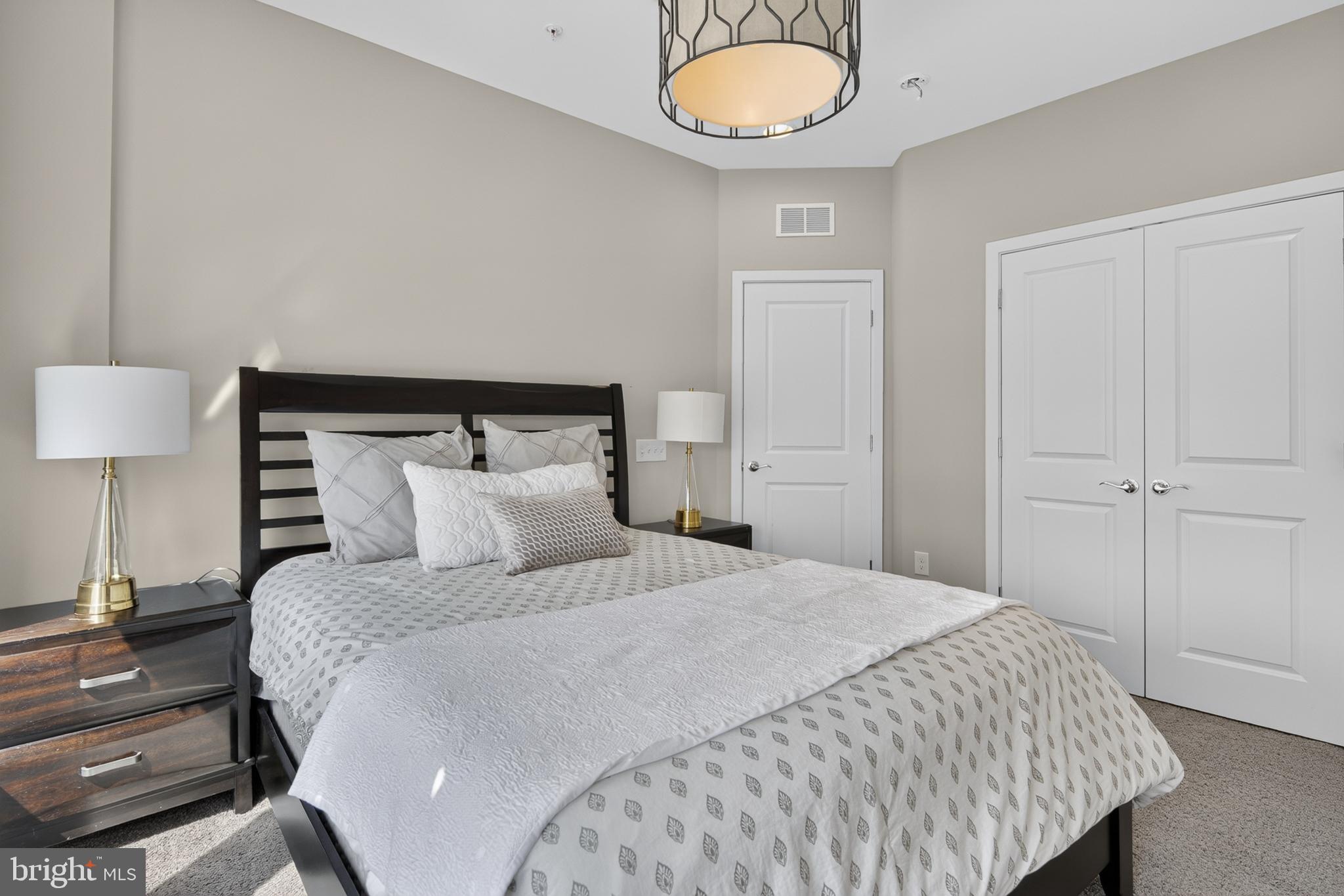 MOUNT VINEYARD - Residential