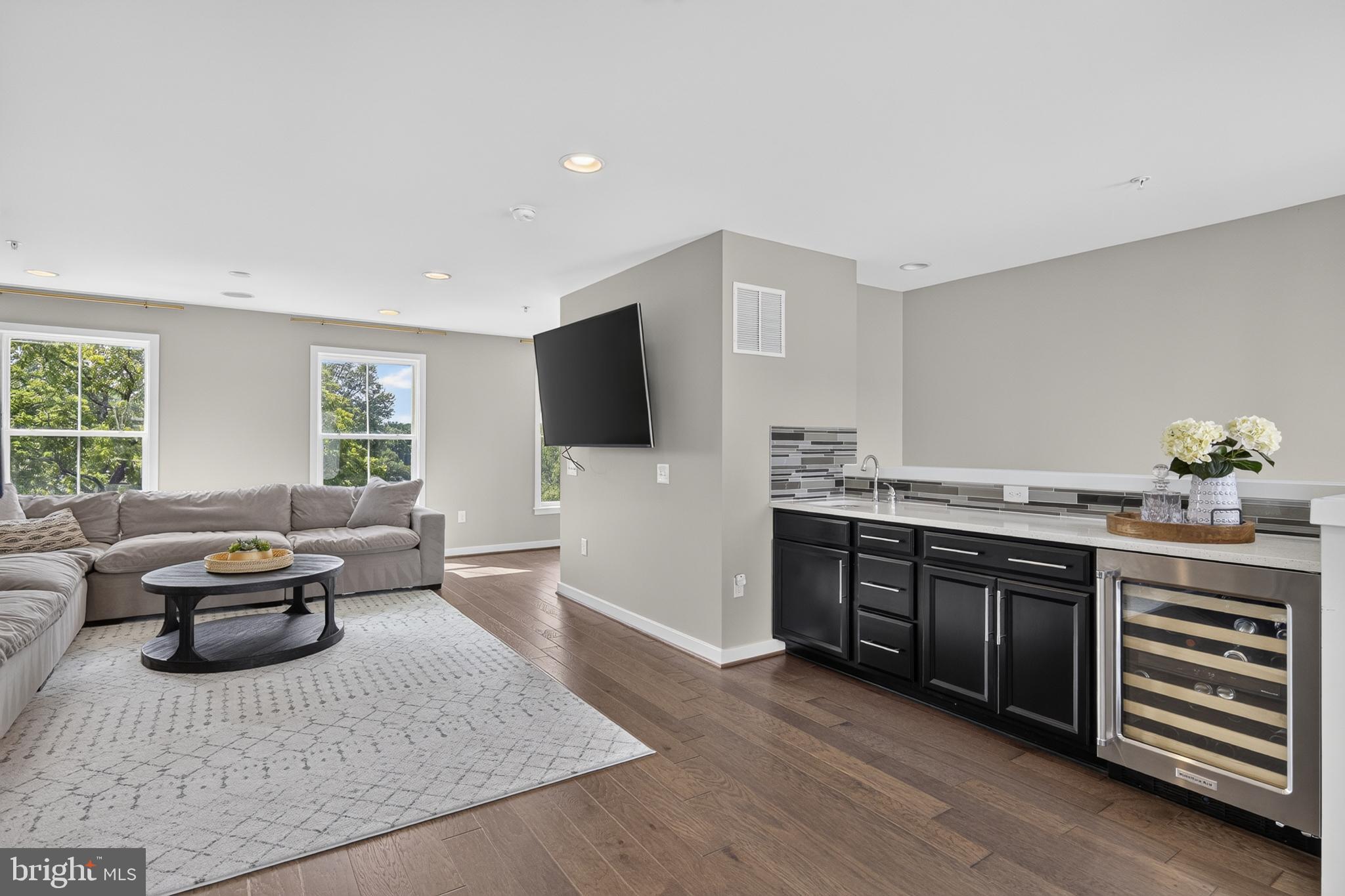 MOUNT VINEYARD - Residential