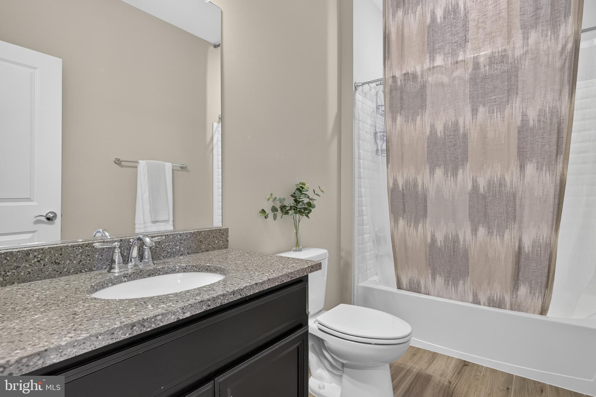 MOUNT VINEYARD - Residential
