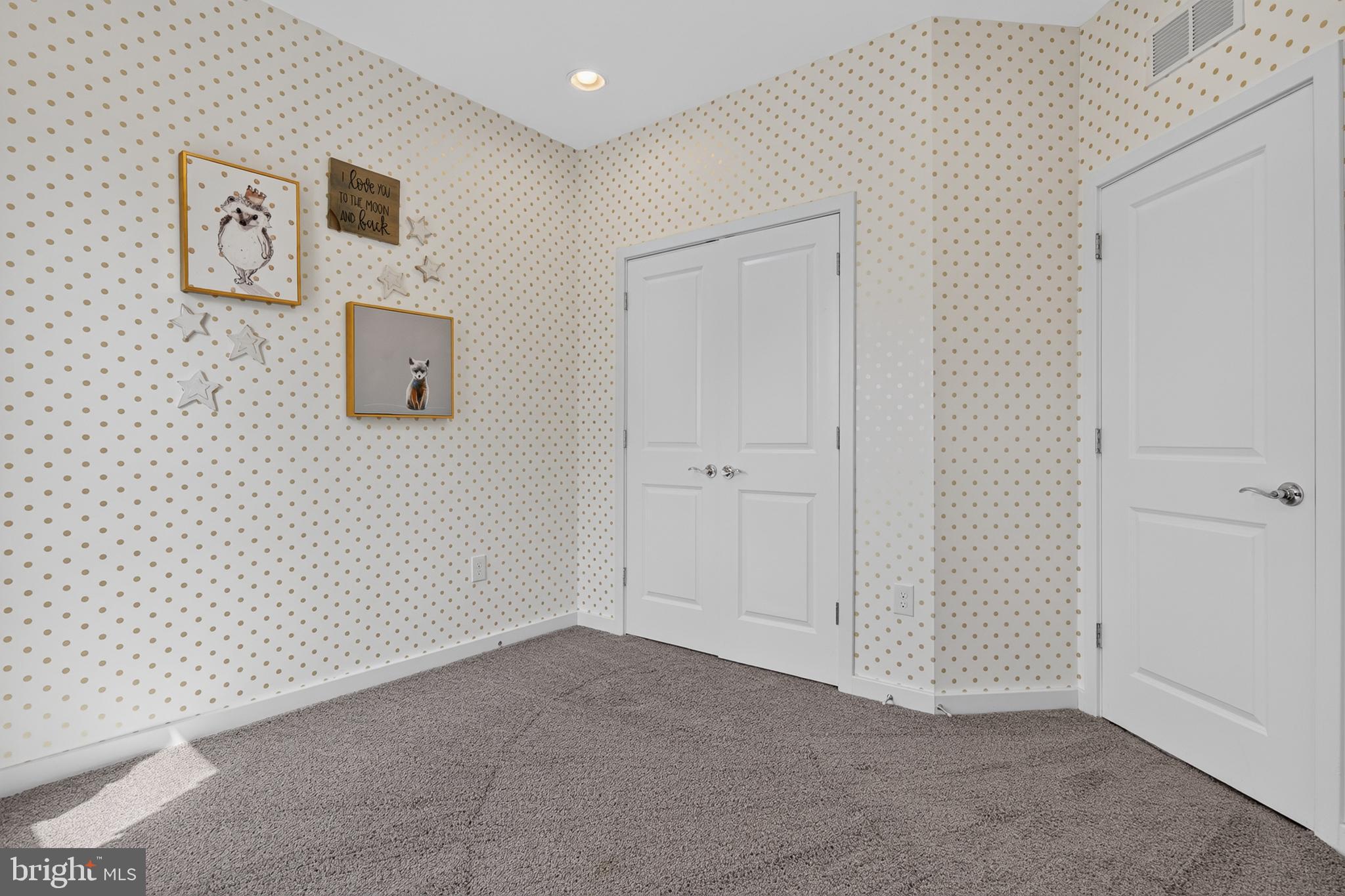 MOUNT VINEYARD - Residential