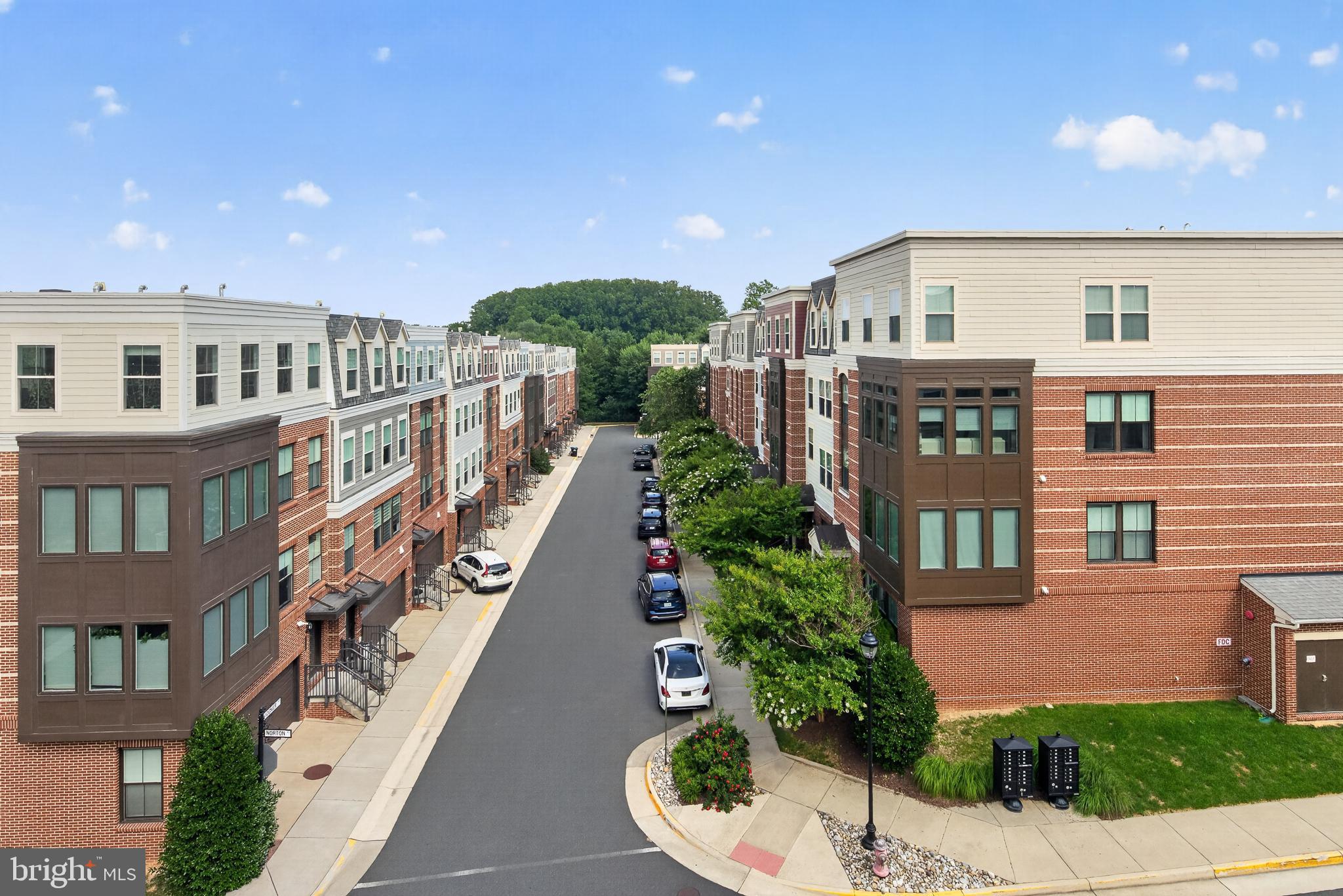 MOUNT VINEYARD - Residential