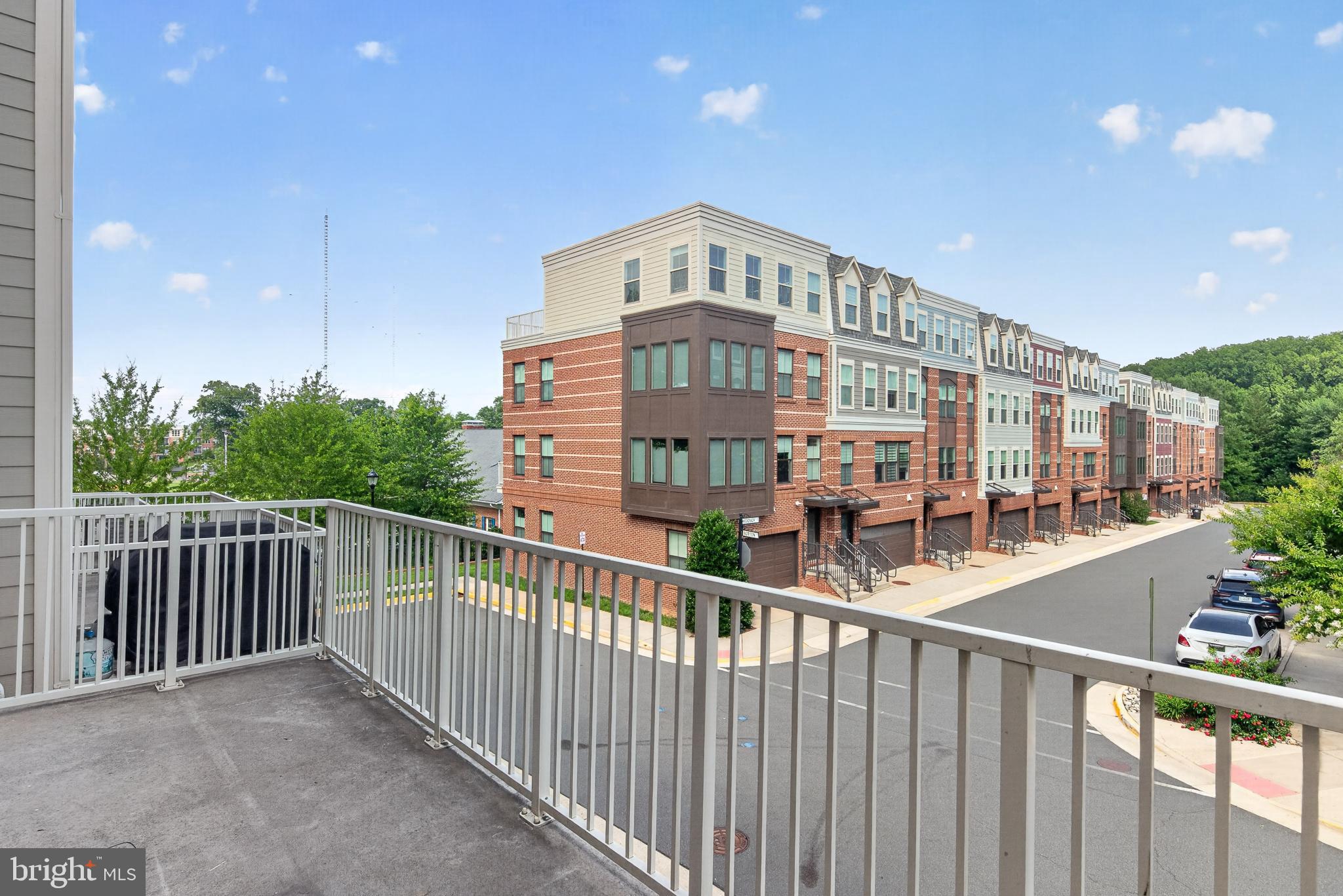 MOUNT VINEYARD - Residential