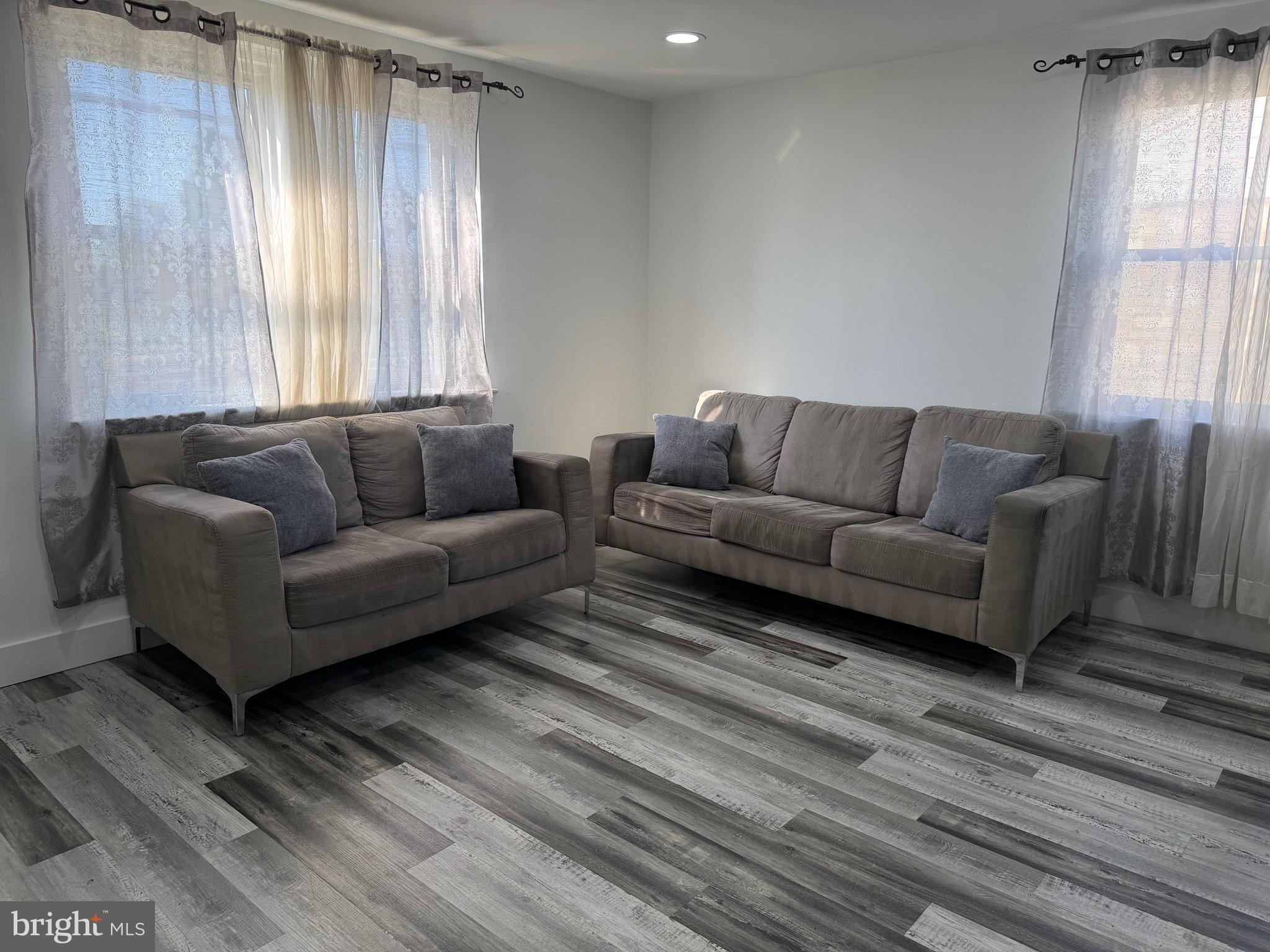 PINE VALLEY - Residential