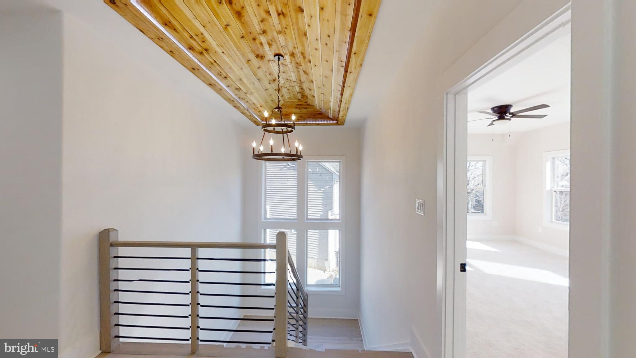 VIENNA WOODS - Residential
