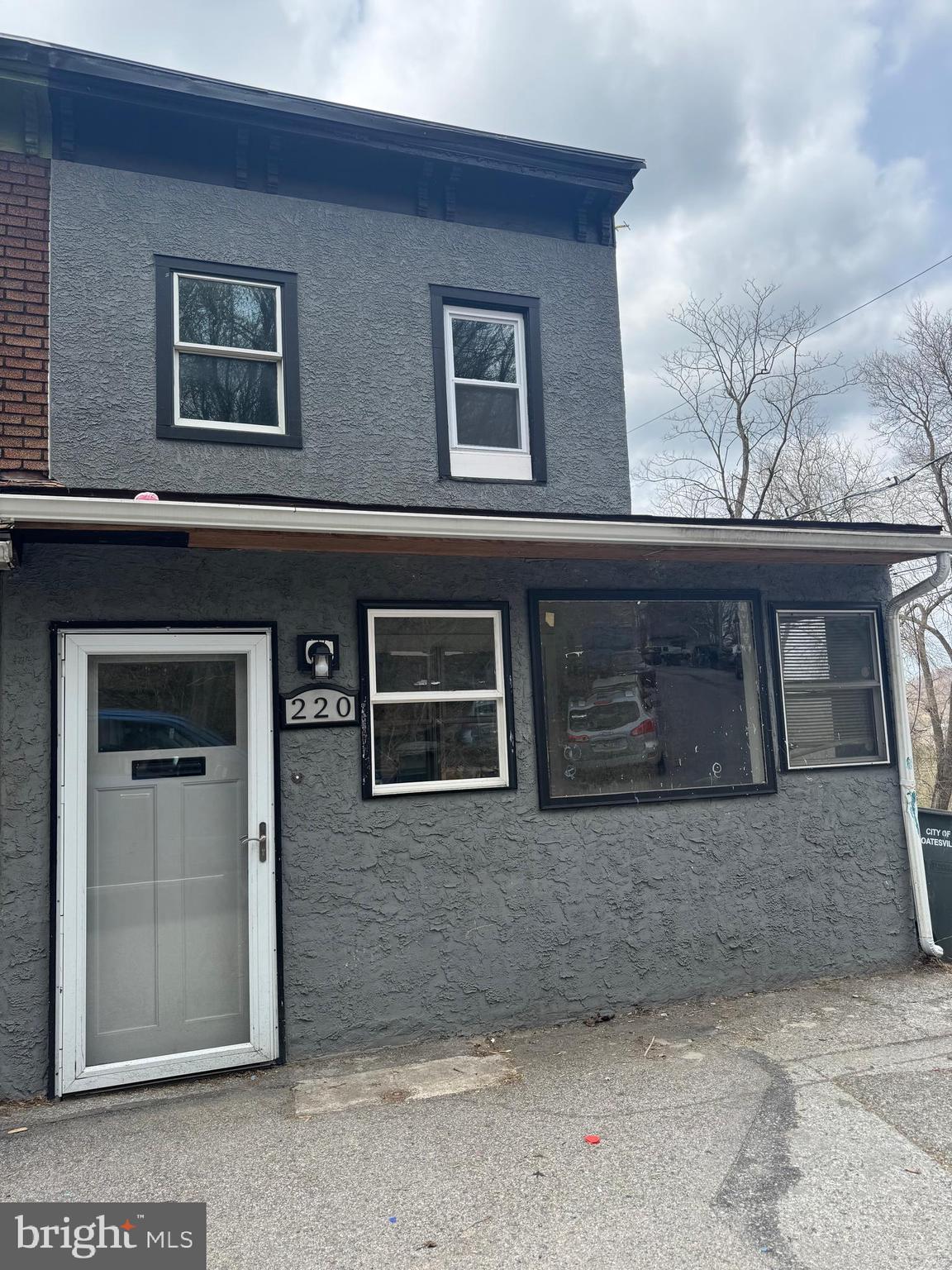 Newly renovated 3-bedroom home ready for a family to make it their own.  Located on the outskirts of Coatesville, short distance from bus stop and city amenities. Located in Coatesville School District. Schedule your showing today!