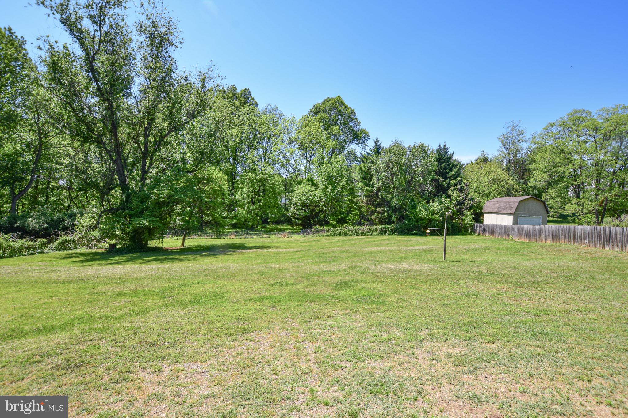 CRESCENT HILLS ESTATES - Residential