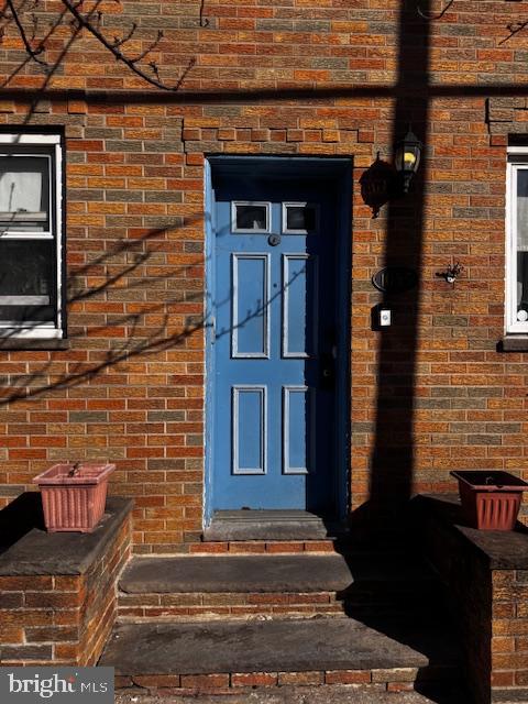 This is legal  triplex  and corner property.  Among the 3 families lived there, 2 of them are very long term tenants. It is a turn key investement property in a very safe and popular neighborhood.