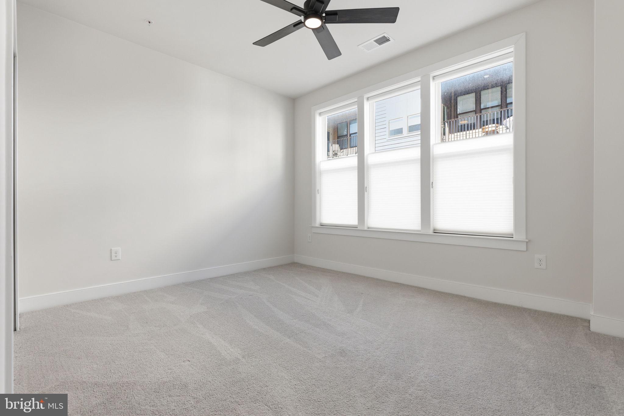 LOFTS AT RESTON STATION - Residential