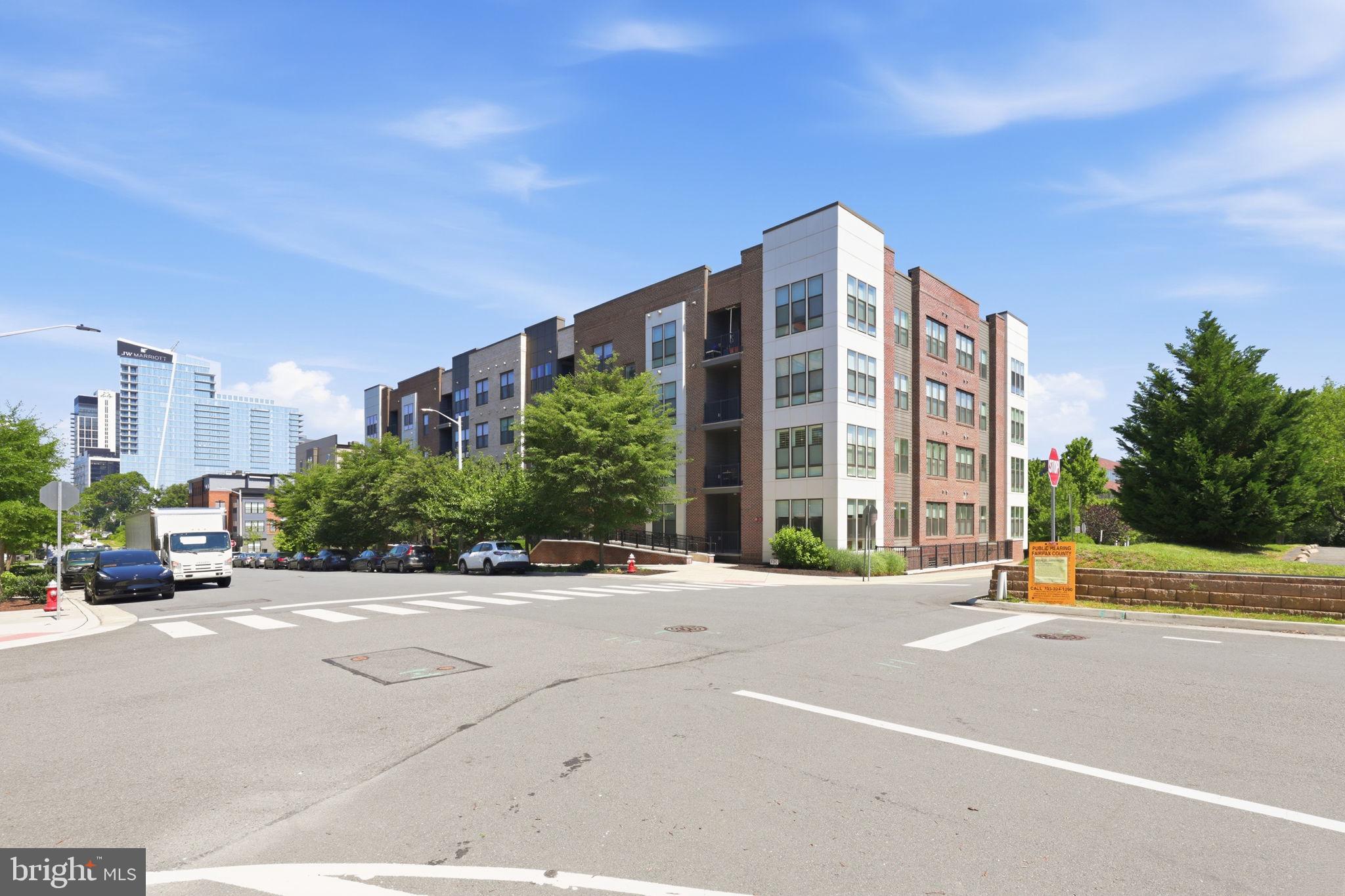 LOFTS AT RESTON STATION - Residential