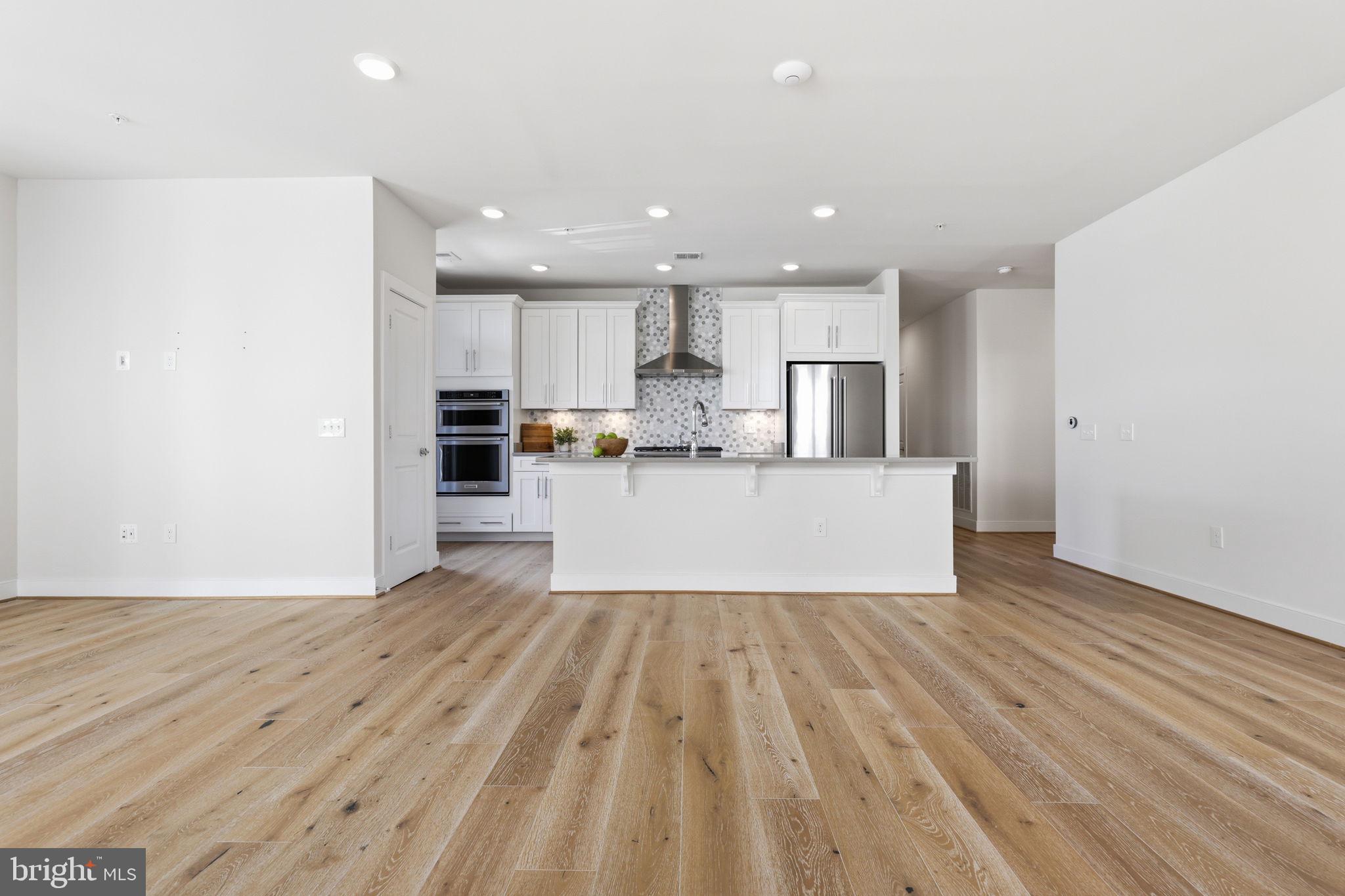 LOFTS AT RESTON STATION - Residential