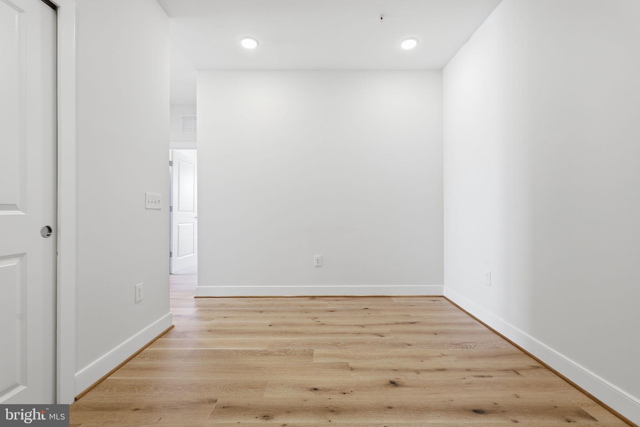 LOFTS AT RESTON STATION - Residential