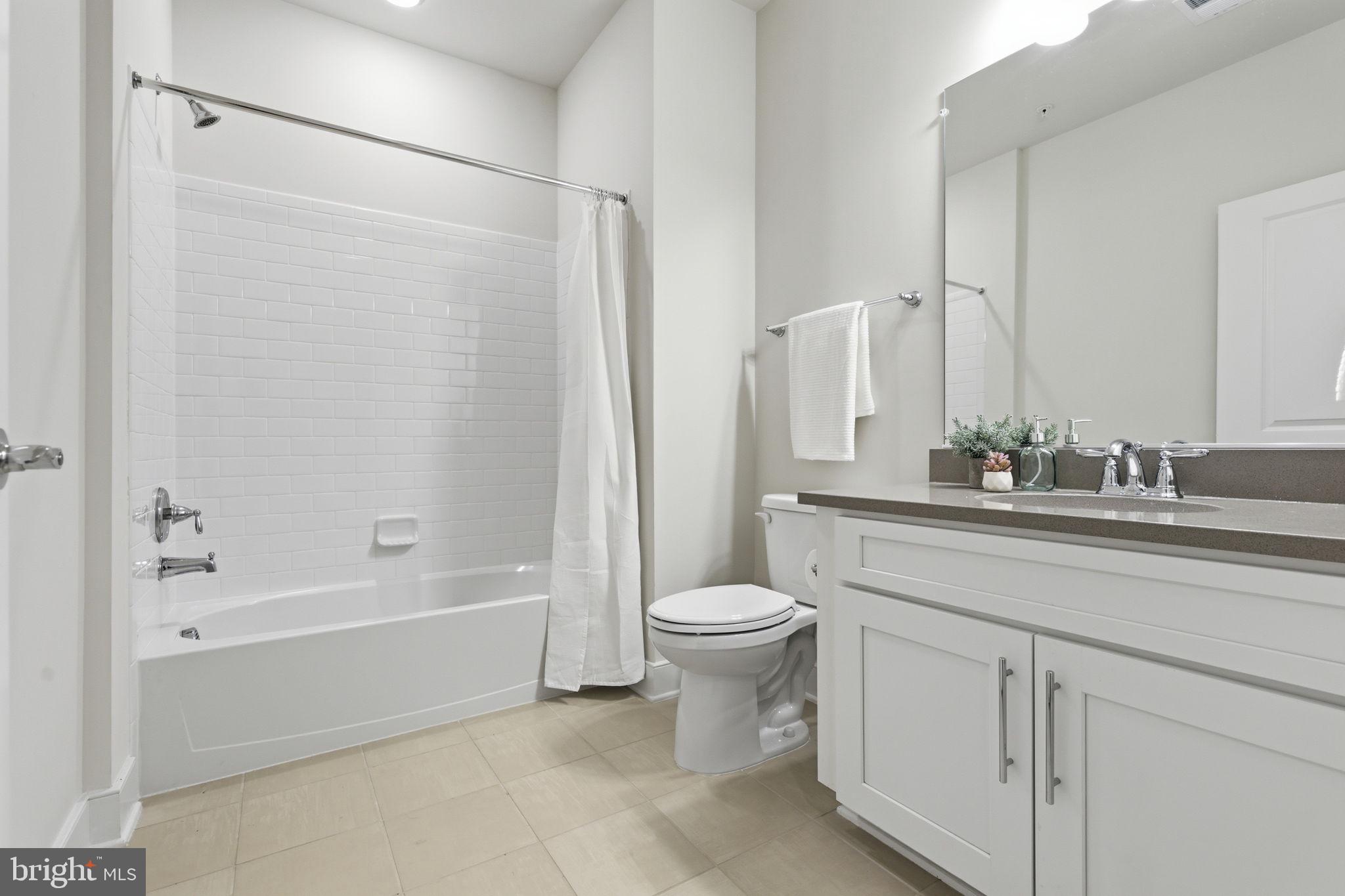 LOFTS AT RESTON STATION - Residential