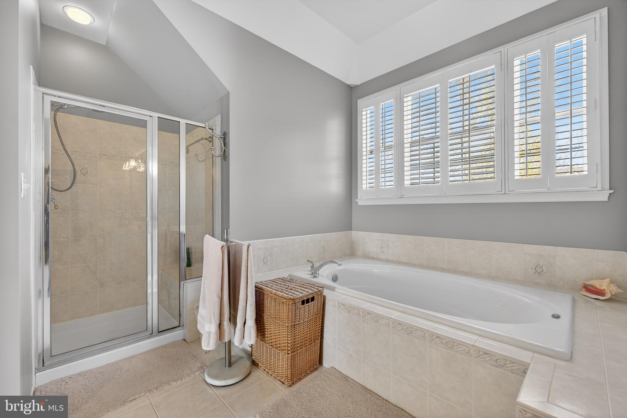 NORTHLAKE - Residential