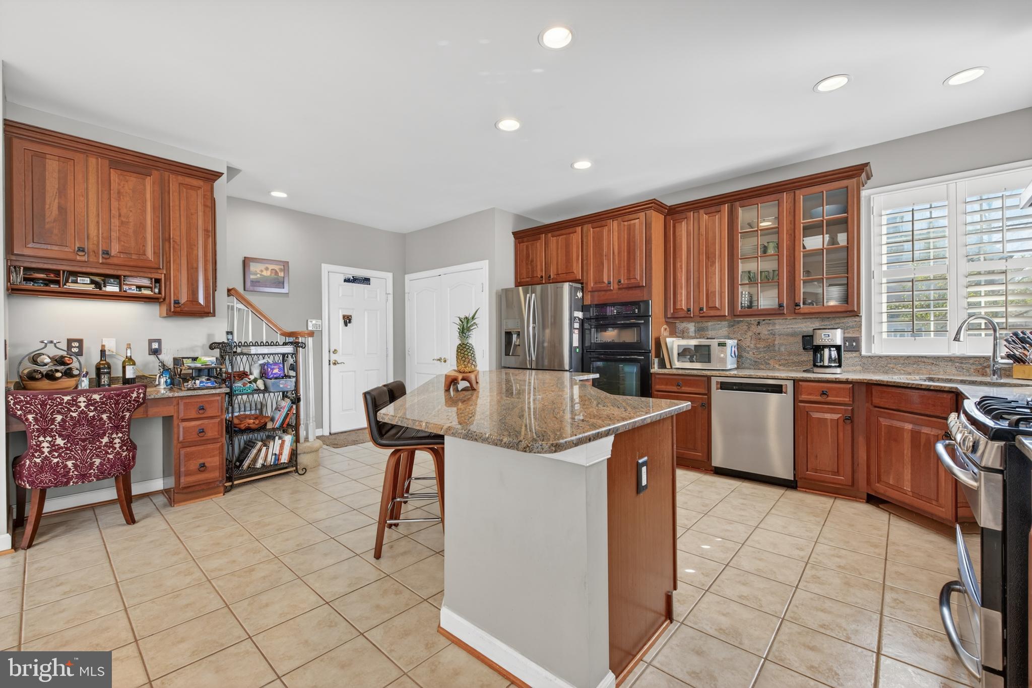 NORTHLAKE - Residential