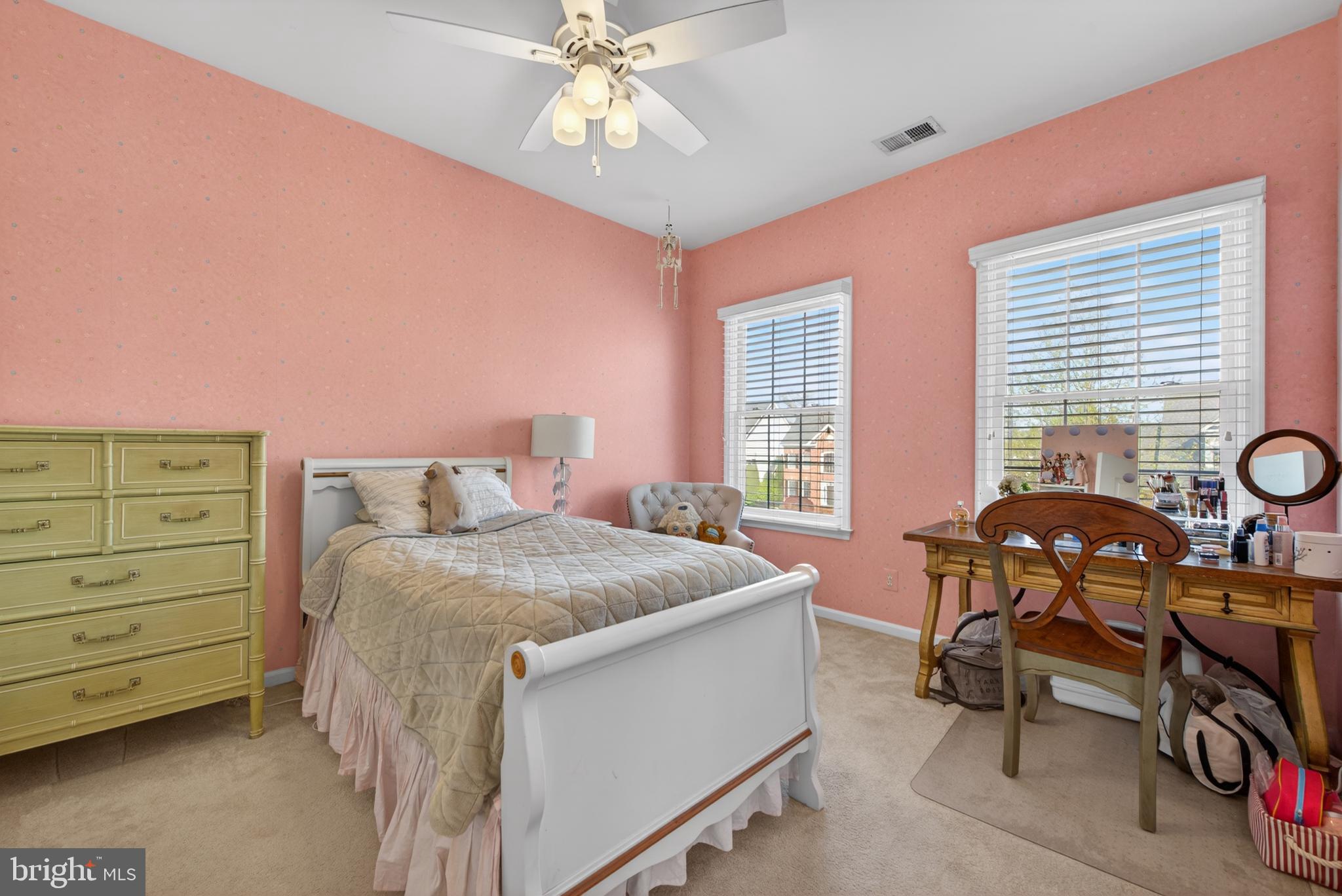 NORTHLAKE - Residential