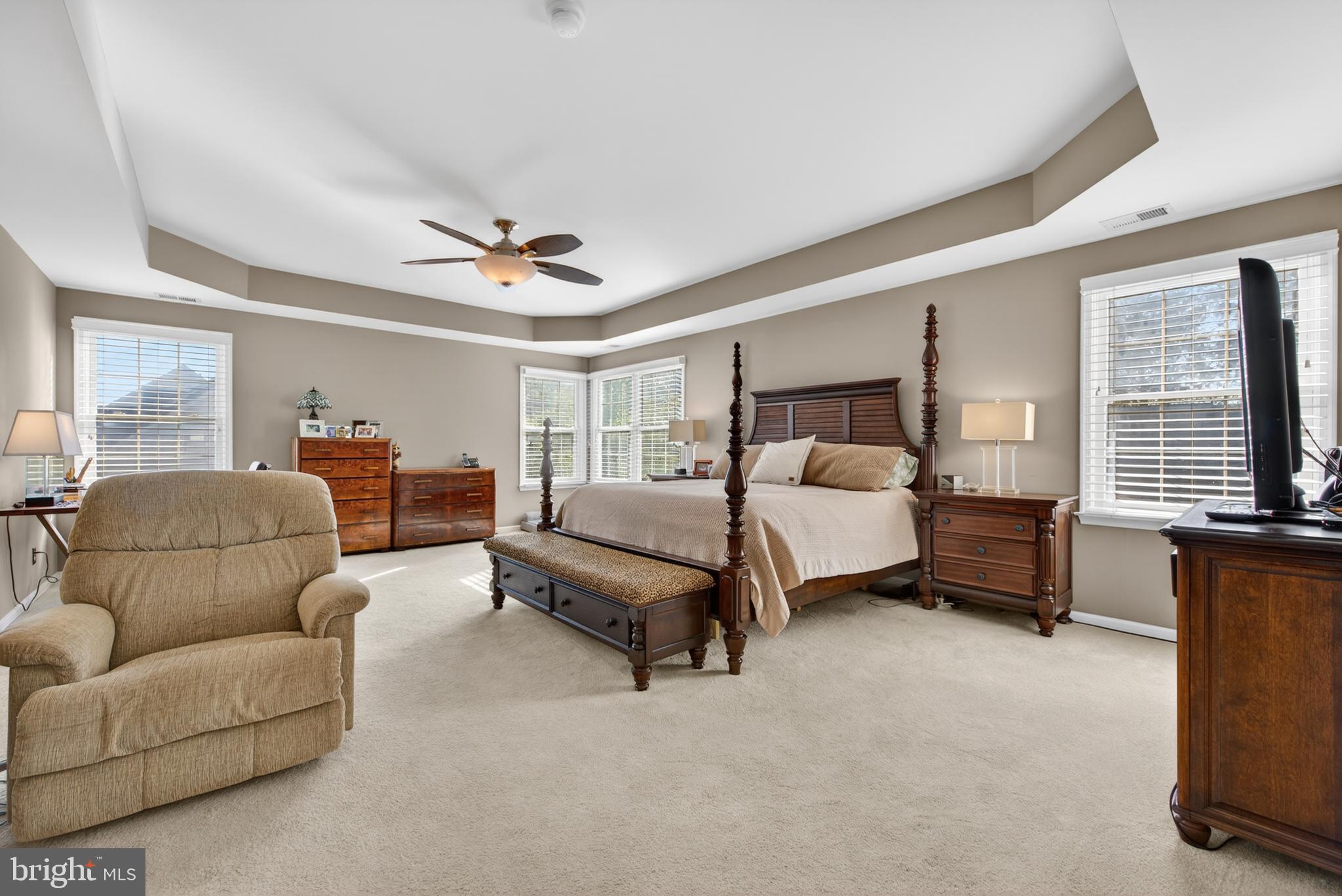 NORTHLAKE - Residential