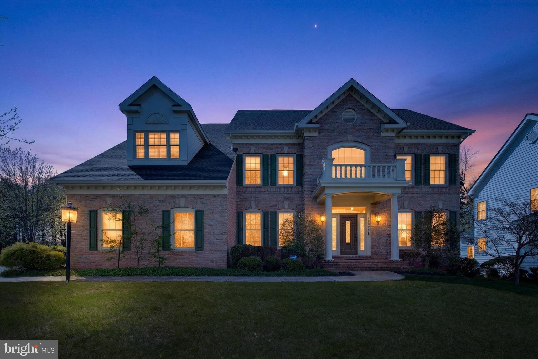 NORTHLAKE - Residential