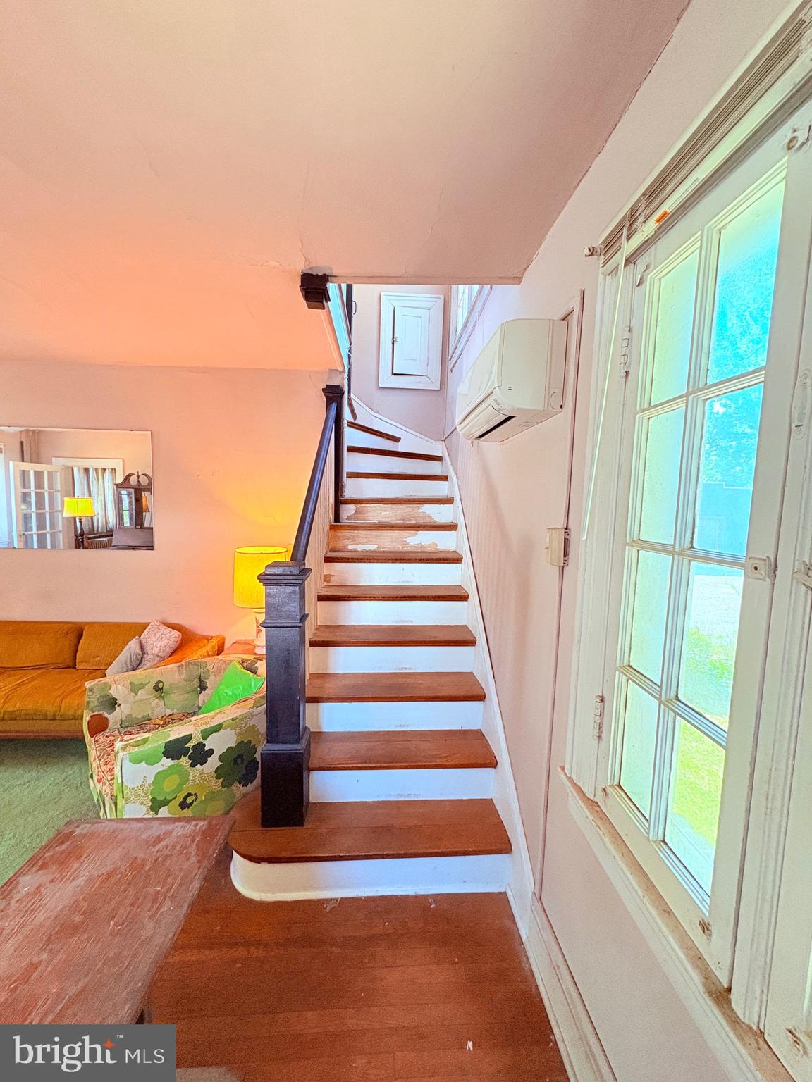 CAMDEN AVE. - Residential