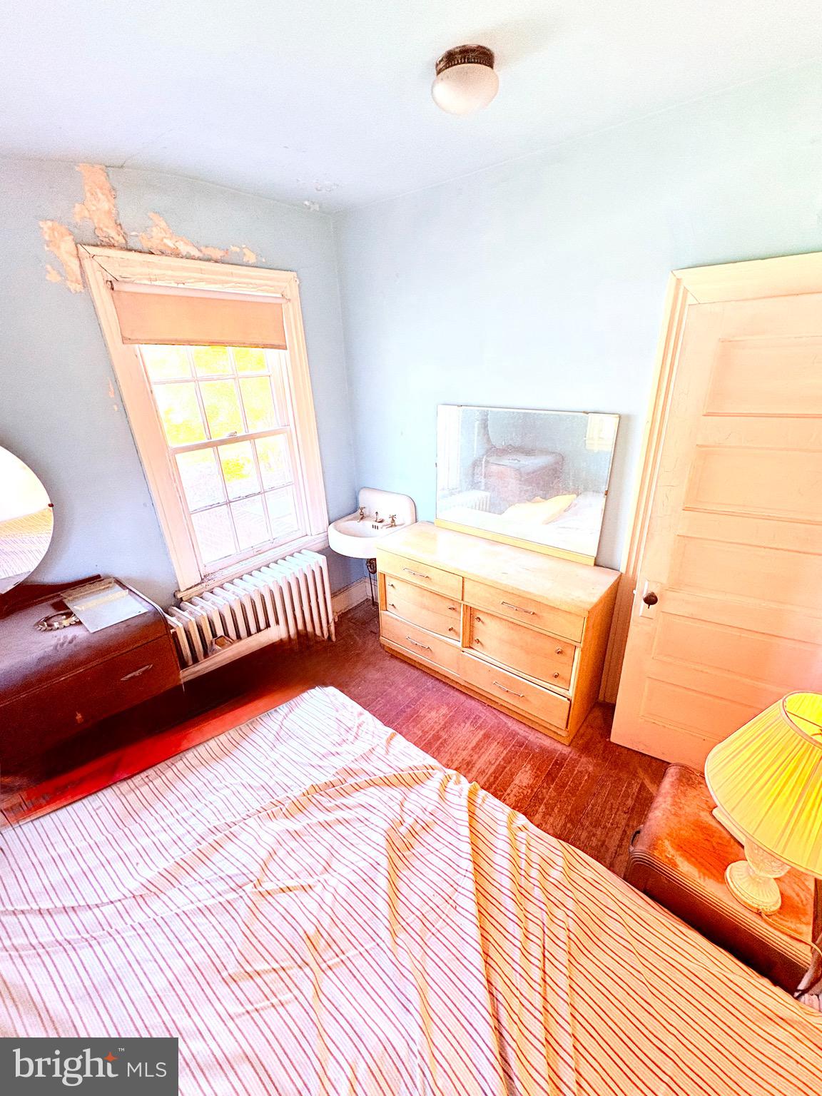 CAMDEN AVE. - Residential