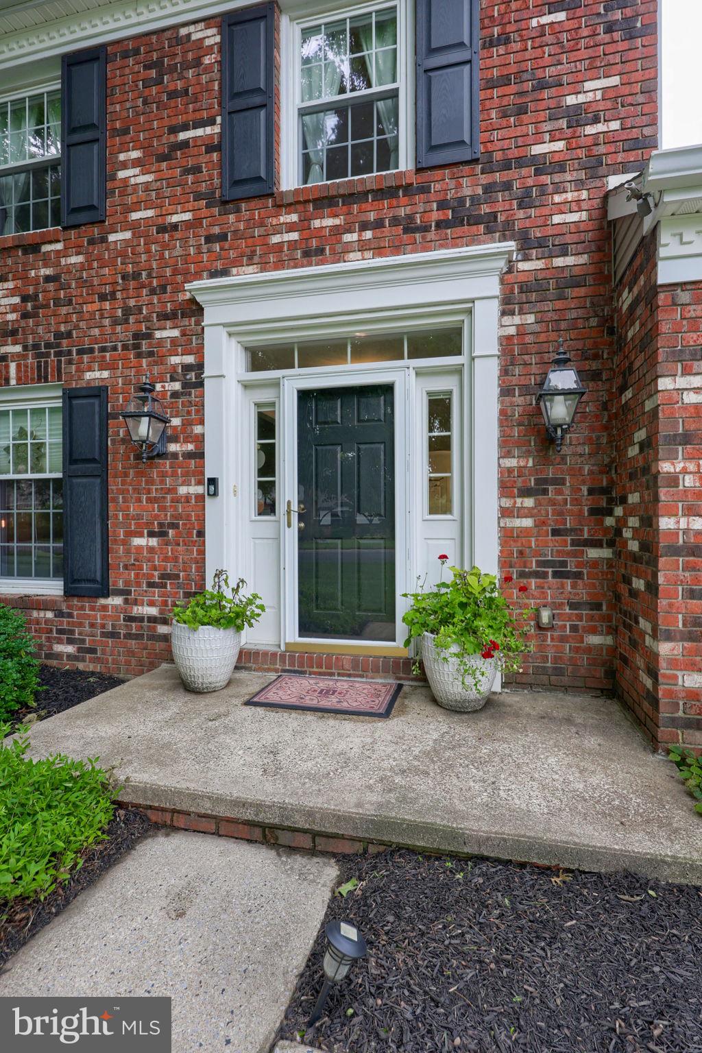 BEVERLY ESTATES - Residential