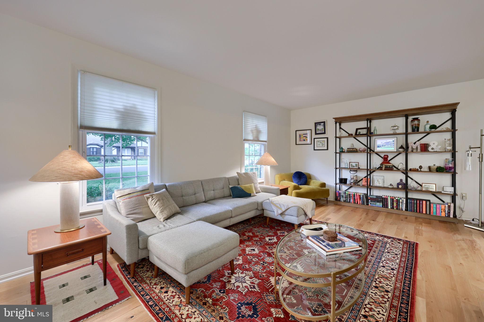 BEVERLY ESTATES - Residential