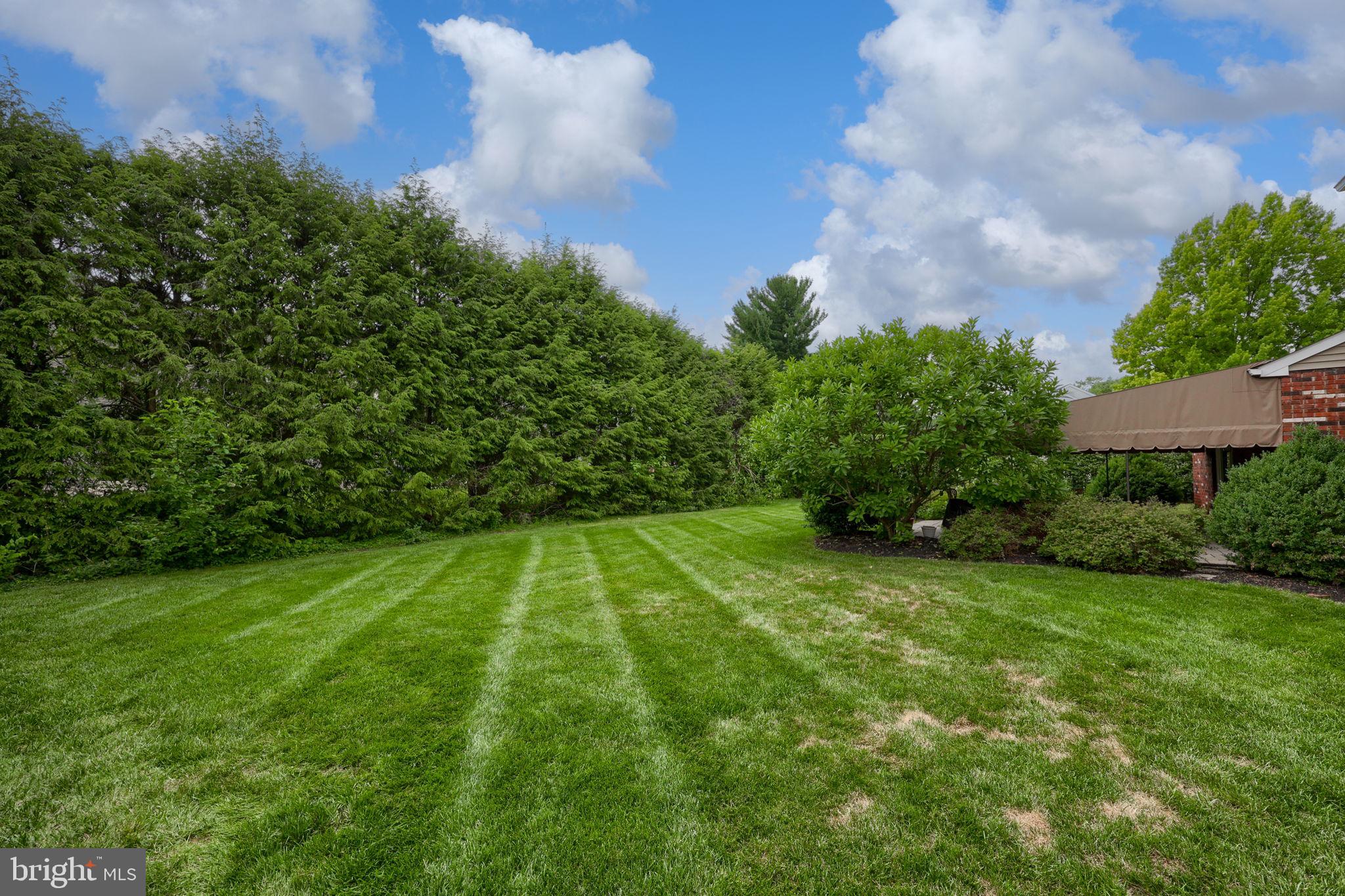 BEVERLY ESTATES - Residential