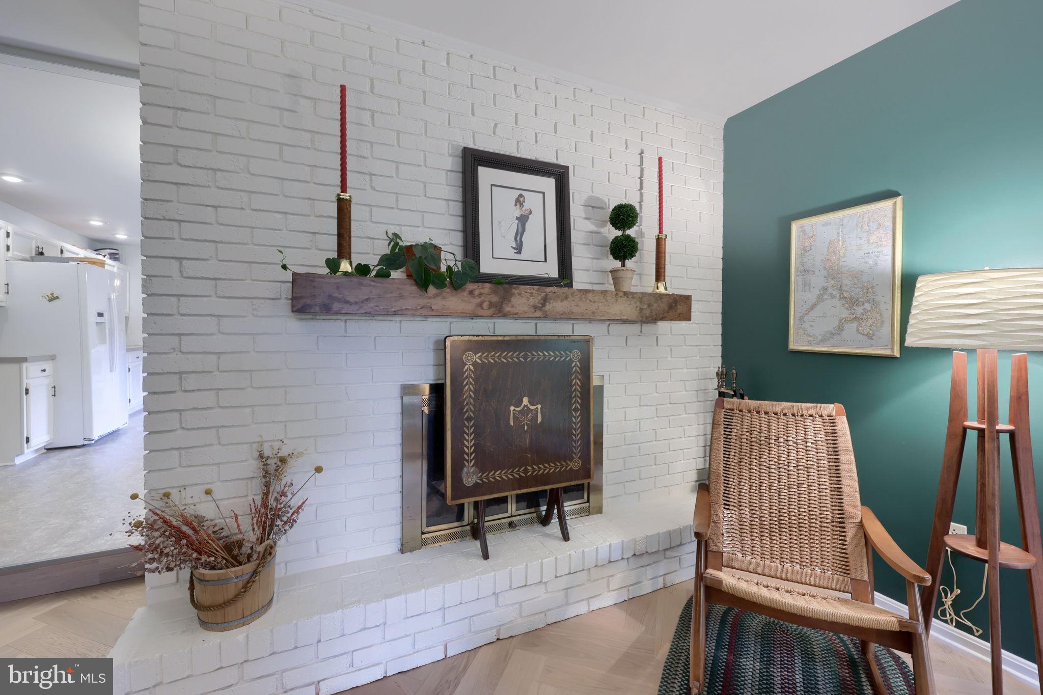 BEVERLY ESTATES - Residential