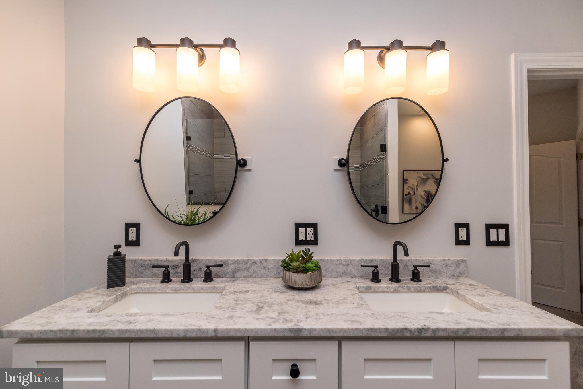 STONE RIDGE - Residential