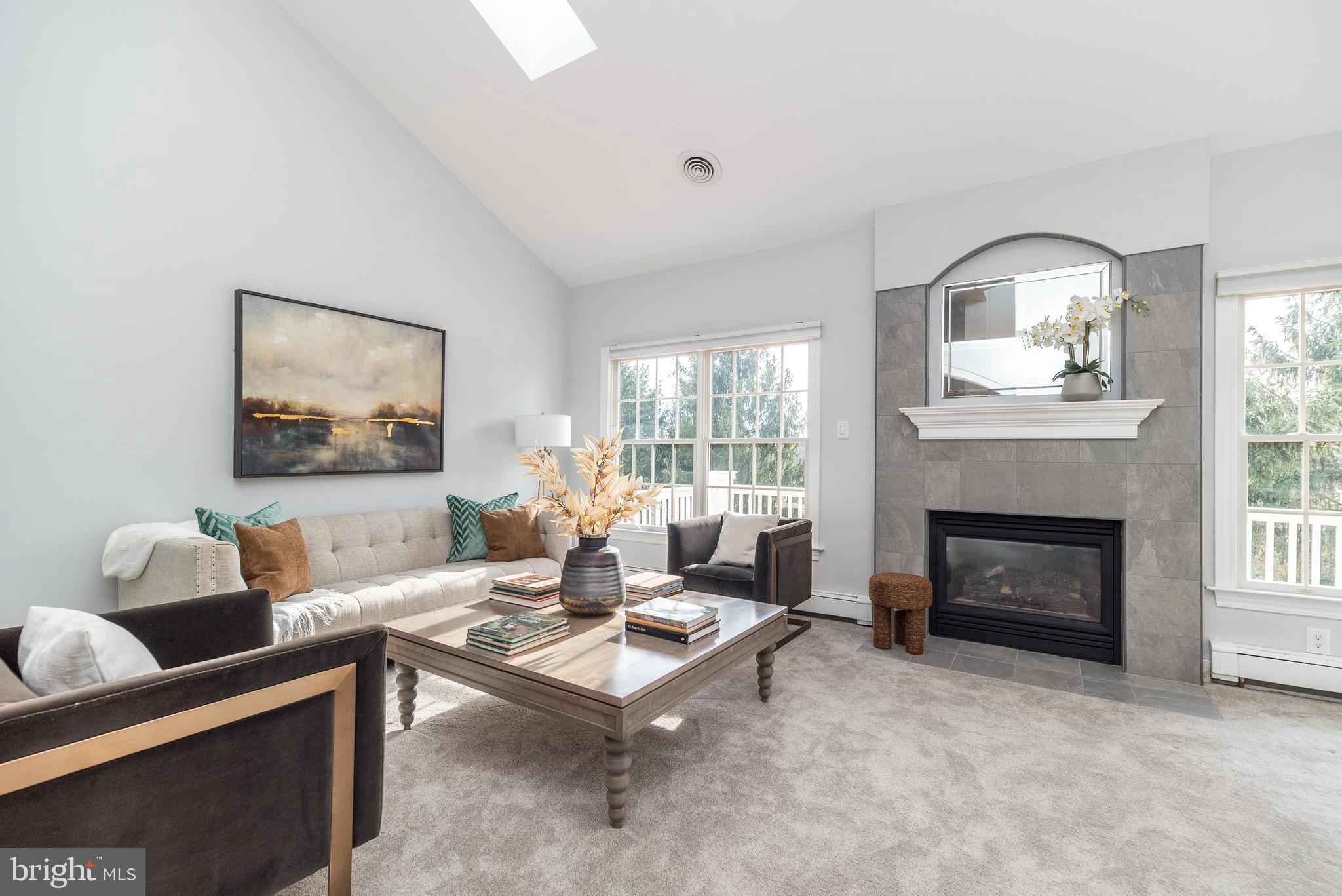 STONE RIDGE - Residential