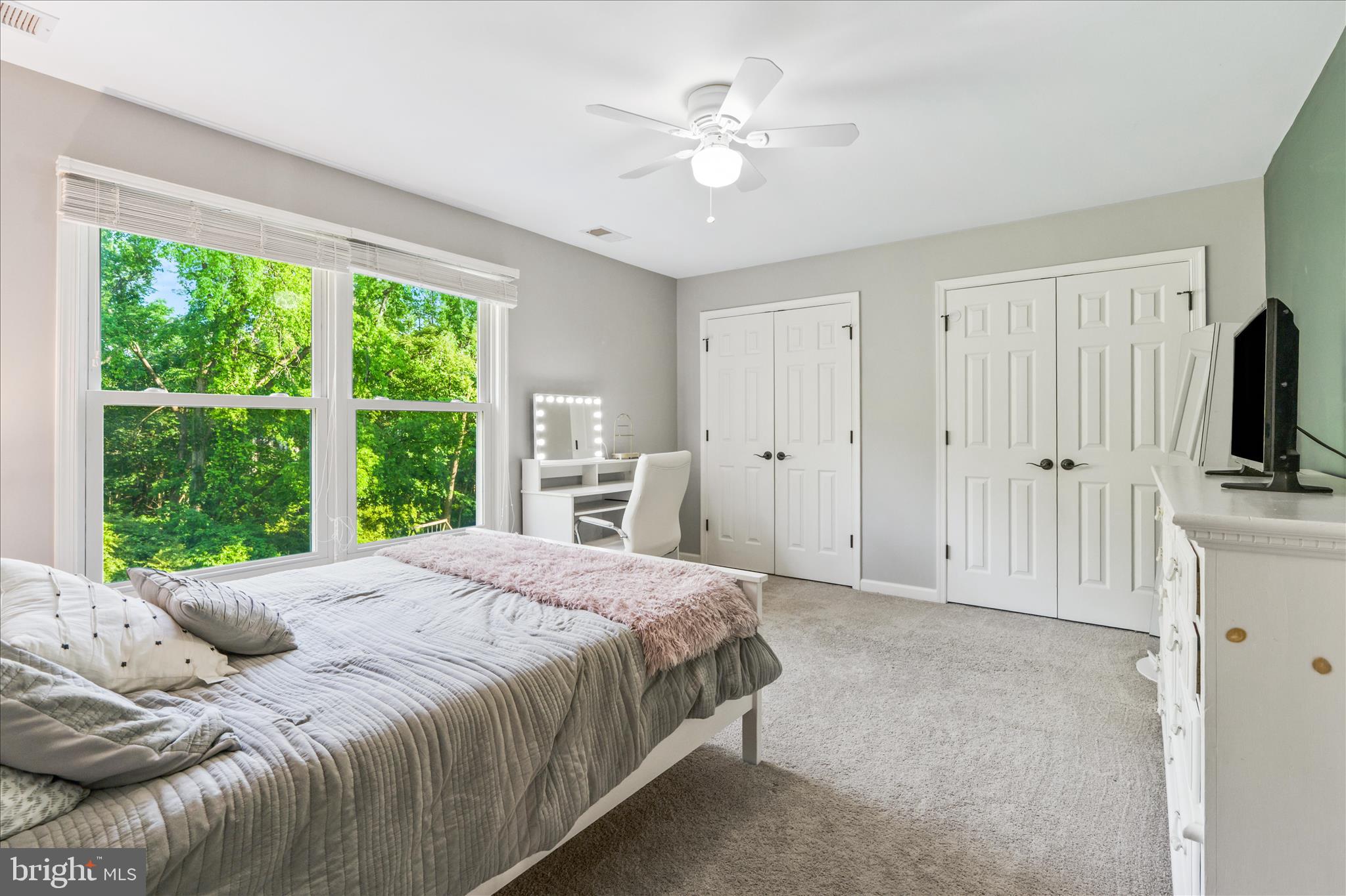 SPRING RIDGE - Residential
