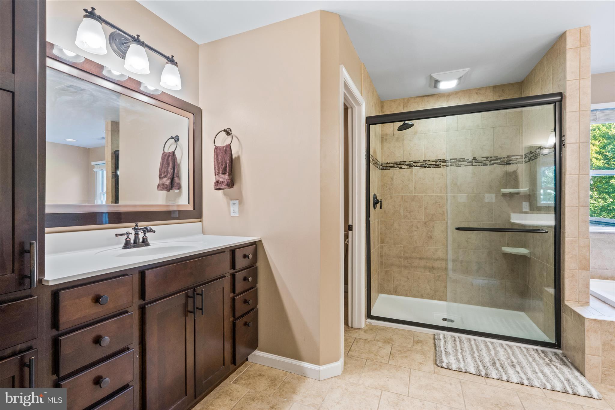 SPRING RIDGE - Residential