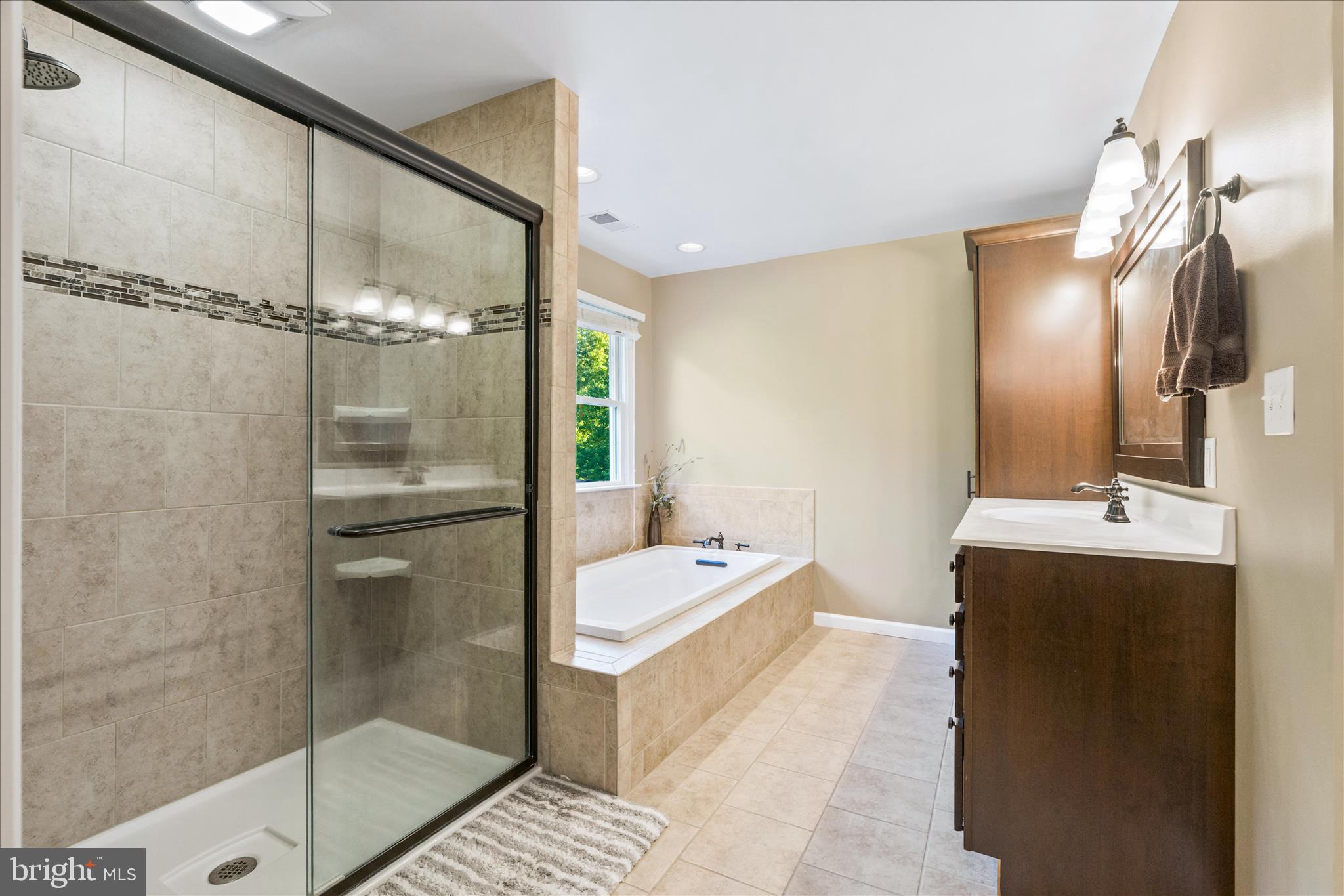 SPRING RIDGE - Residential