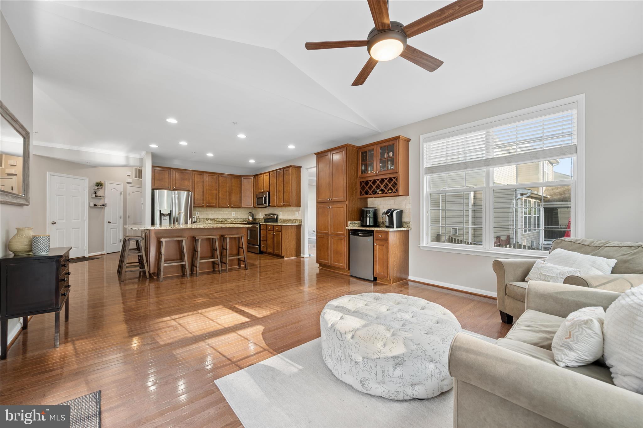 SUN MEADOW - Residential