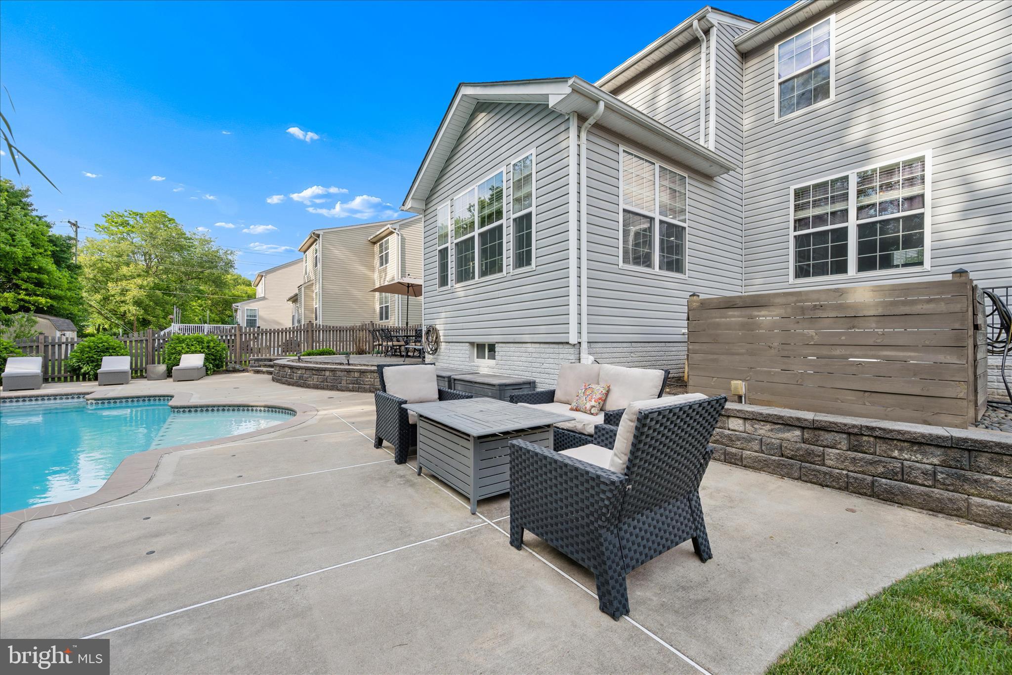 SUN MEADOW - Residential
