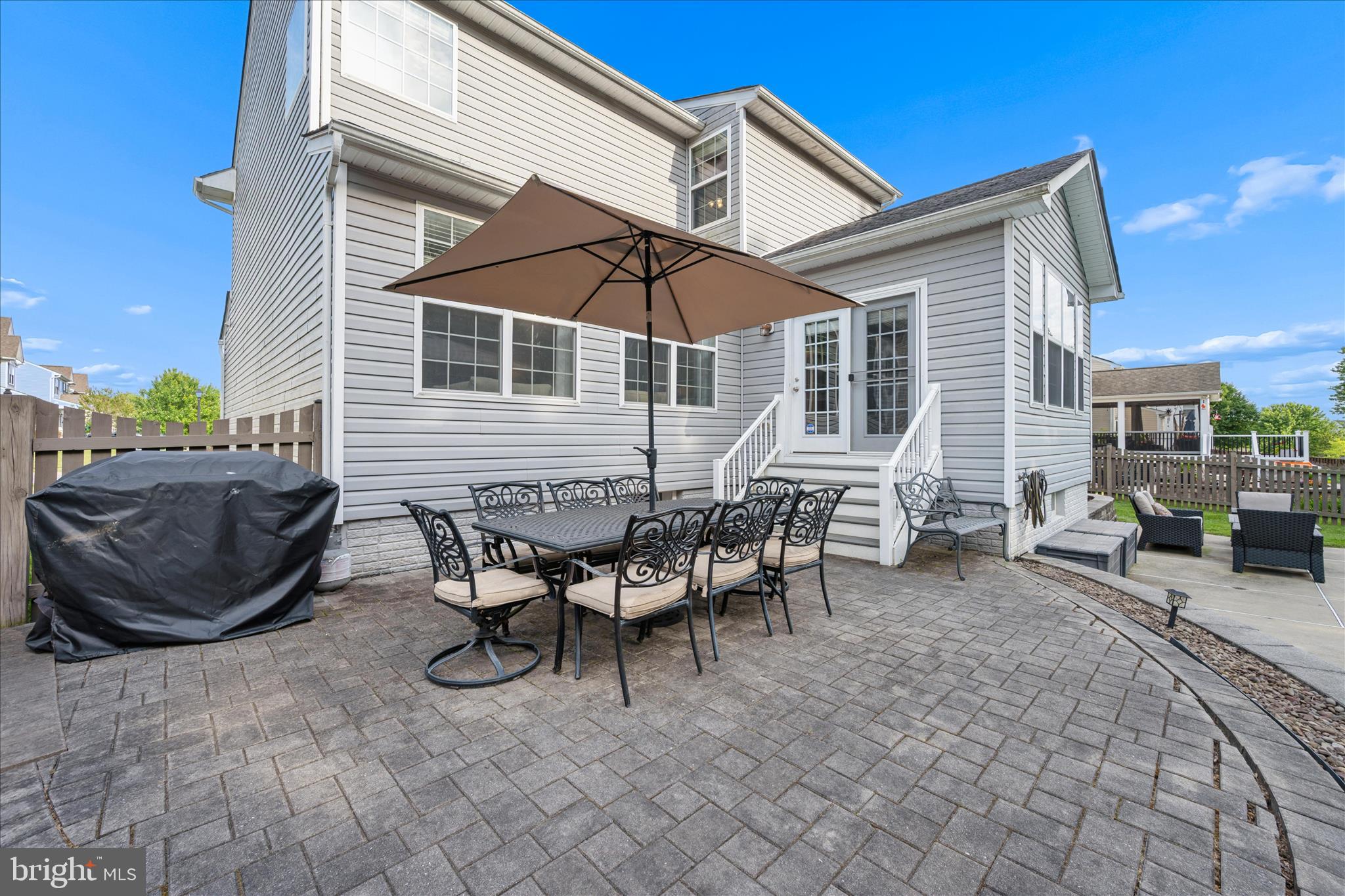 SUN MEADOW - Residential