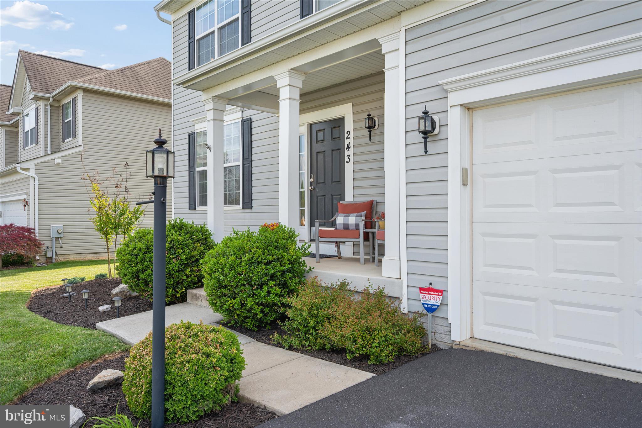 SUN MEADOW - Residential