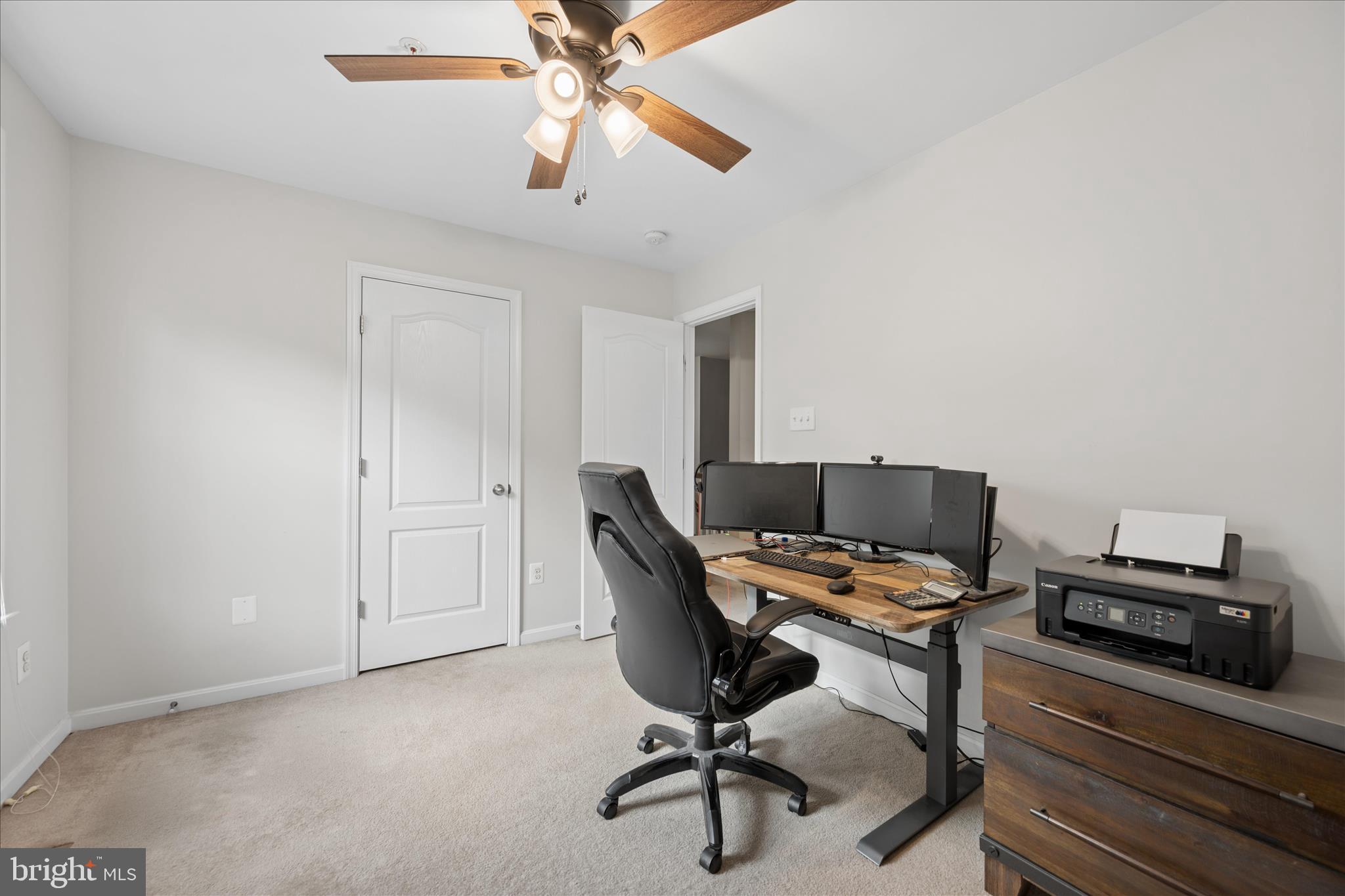 SUN MEADOW - Residential