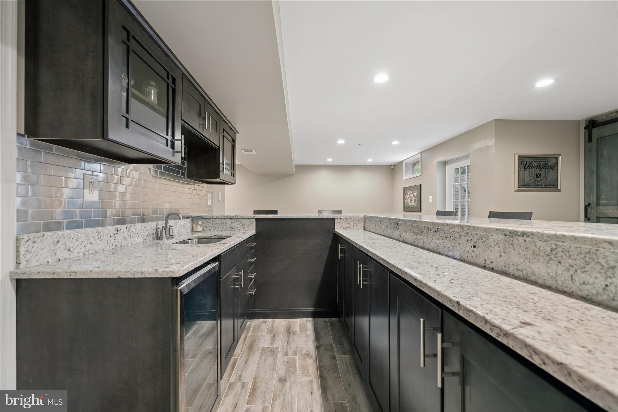SUN MEADOW - Residential