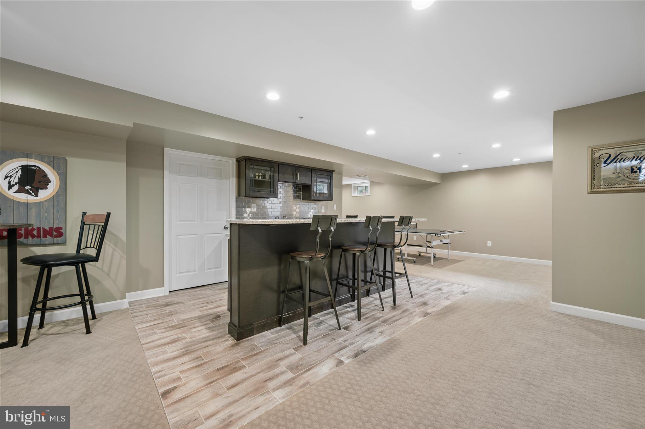SUN MEADOW - Residential